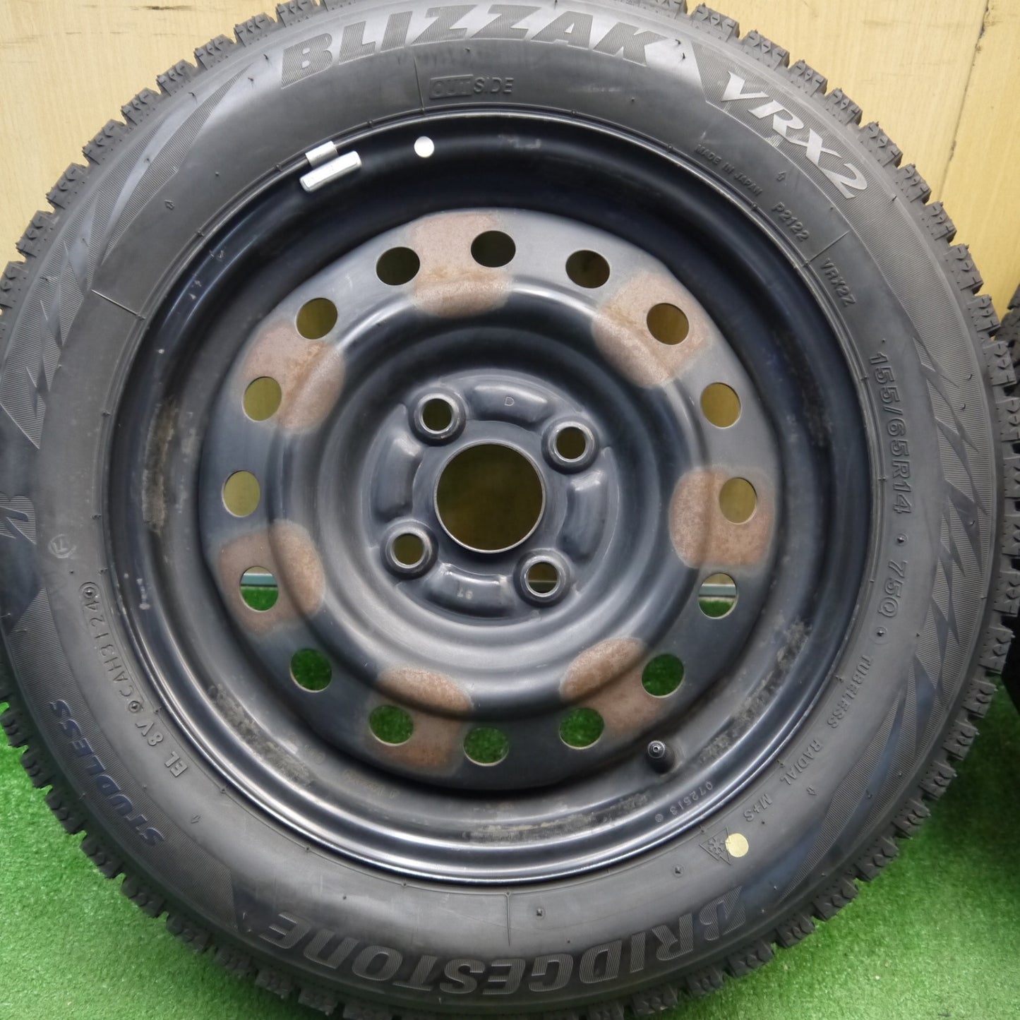 バリ溝！24年！9.5分以上★スタッドレス 155/65R14 ブリヂストン ブリザック VRX2 スチール ホイール 14インチ PCD100/4H★6040302Hス