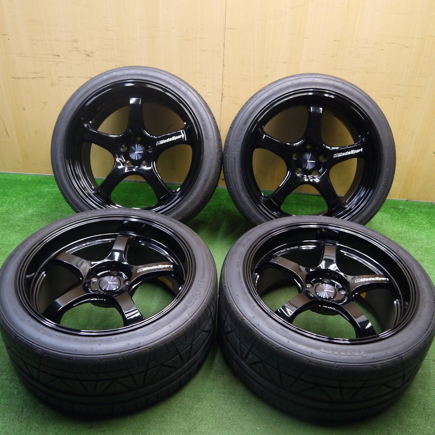 [送料無料] センサー付！バリ溝！22年！9.5分★スープラ 等 WedsSport RN-05M 255/35R19 275/35R19 ニットー iNVO 19インチ ウェッズスポーツ PCD112/5H★5040107Hノ