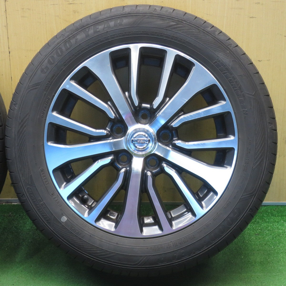 4本価格！23年◎日産 C26 セレナ 純正 195/60R16 グッドイヤー EfficientGrip RVF02 16インチ PCD114.3/5H◎6091904NJノ