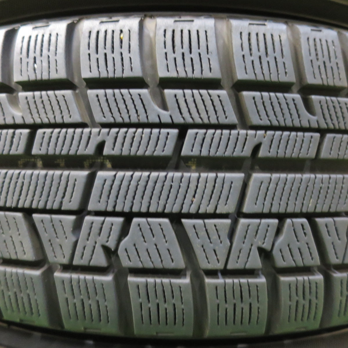 *送料無料* バリ溝！キレイ！9.5分★スタッドレス 185/60R15 ヨコハマ アイスガード iG50 プラス STRANGER ストレンジャー 15インチ PCD100/4H★4063003イス