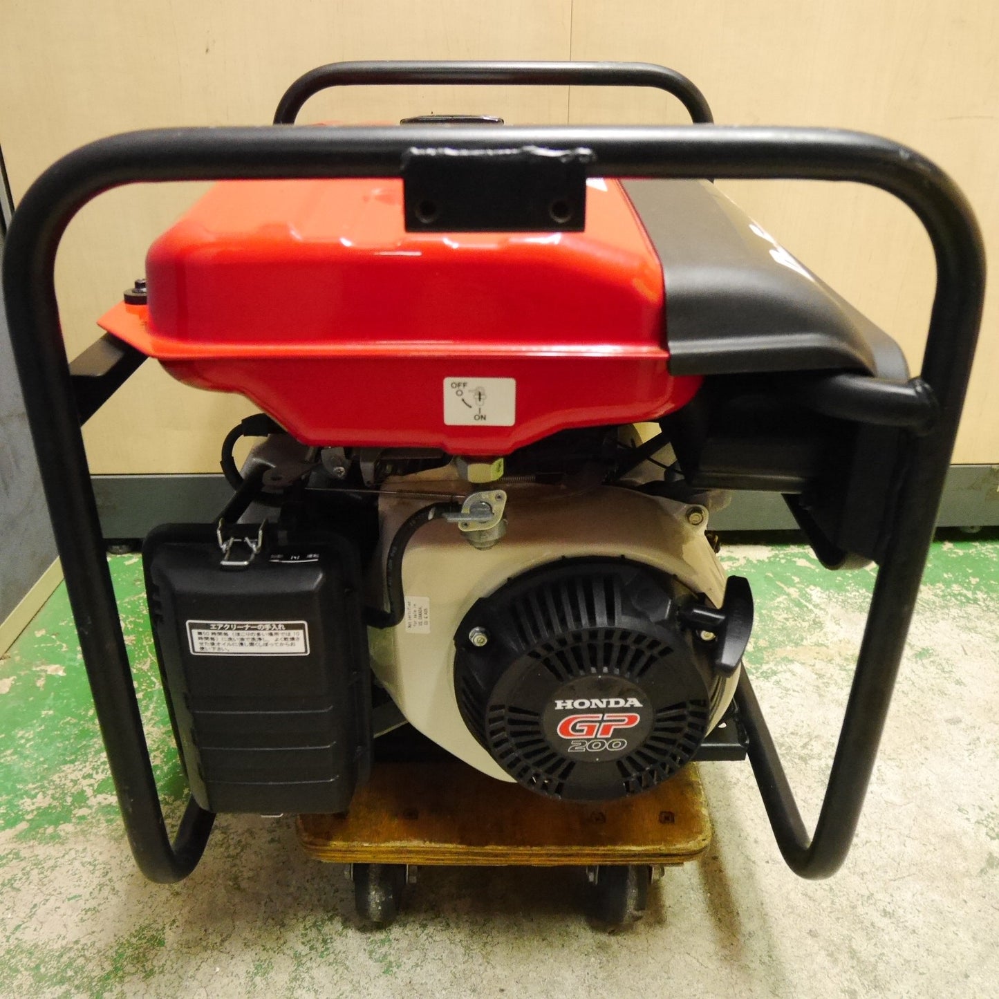 [送料無料] ☆DAISHIN ダイシン エンジン 発電 機 CBM2600 単相 100V 50Hz HONDA ホンダ ガソリン 現状品②☆