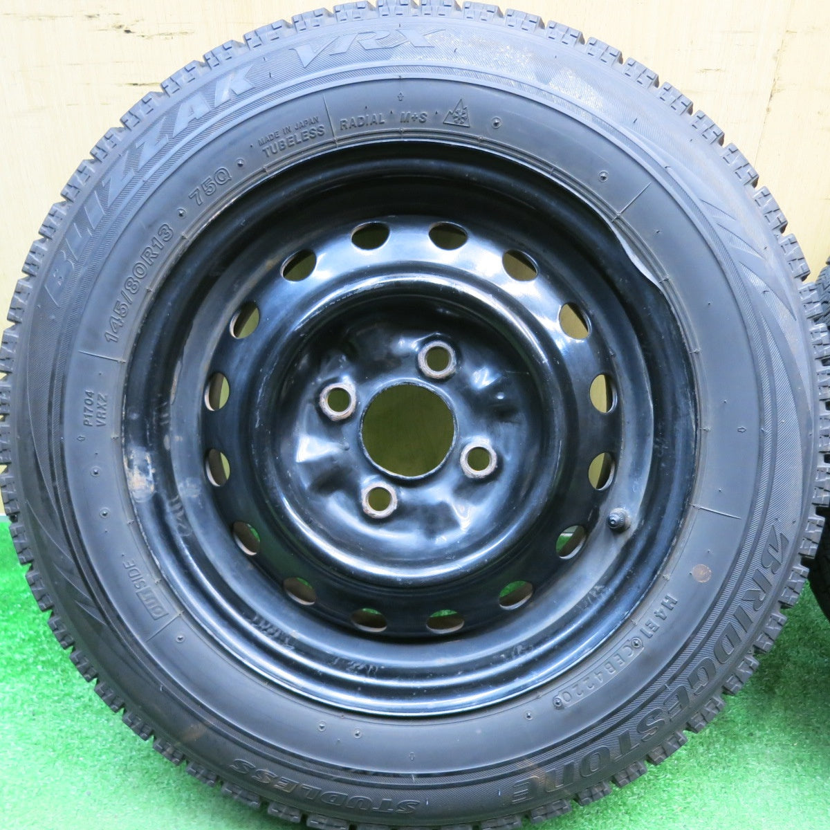 4本価格★日産 純正 スチール 145/80R13 スタッドレス ブリヂストン ブリザック VRX 13インチ PCD100/4H★6041806HAス