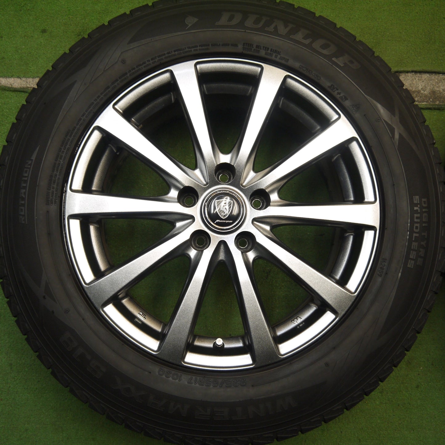 バリ溝！キレイ！8.5分★スタッドレス 225/65R17 ダンロップ ウインターマックス SJ8 MANARAY SPORT マナレイスポーツ 17インチ PCD114.3/5H★5071606Hス