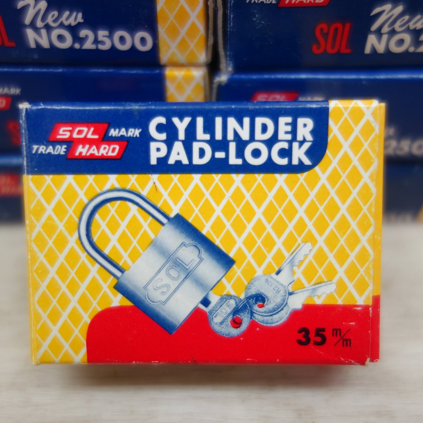 [送料無料] 未使用！37個まとめ売り☆SOL-HARD シリンダー錠 南京錠 鍵なし 35mm No.2500 CYLINDER PAD-LOCK カギ☆