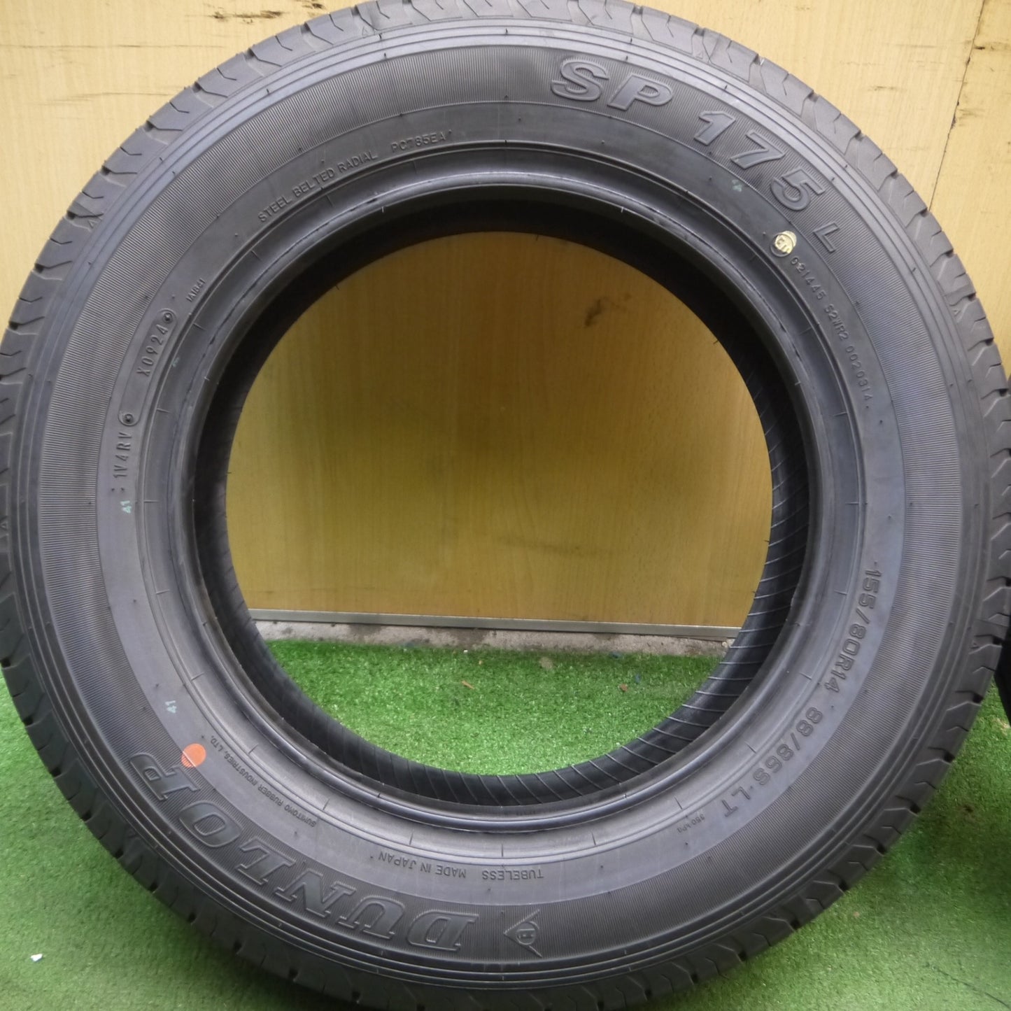 *送料無料* 新車外し！24年★155/80R14 ダンロップ SP175L タイヤ 14インチ プロボックス サクシード 等★4042614Hノタ