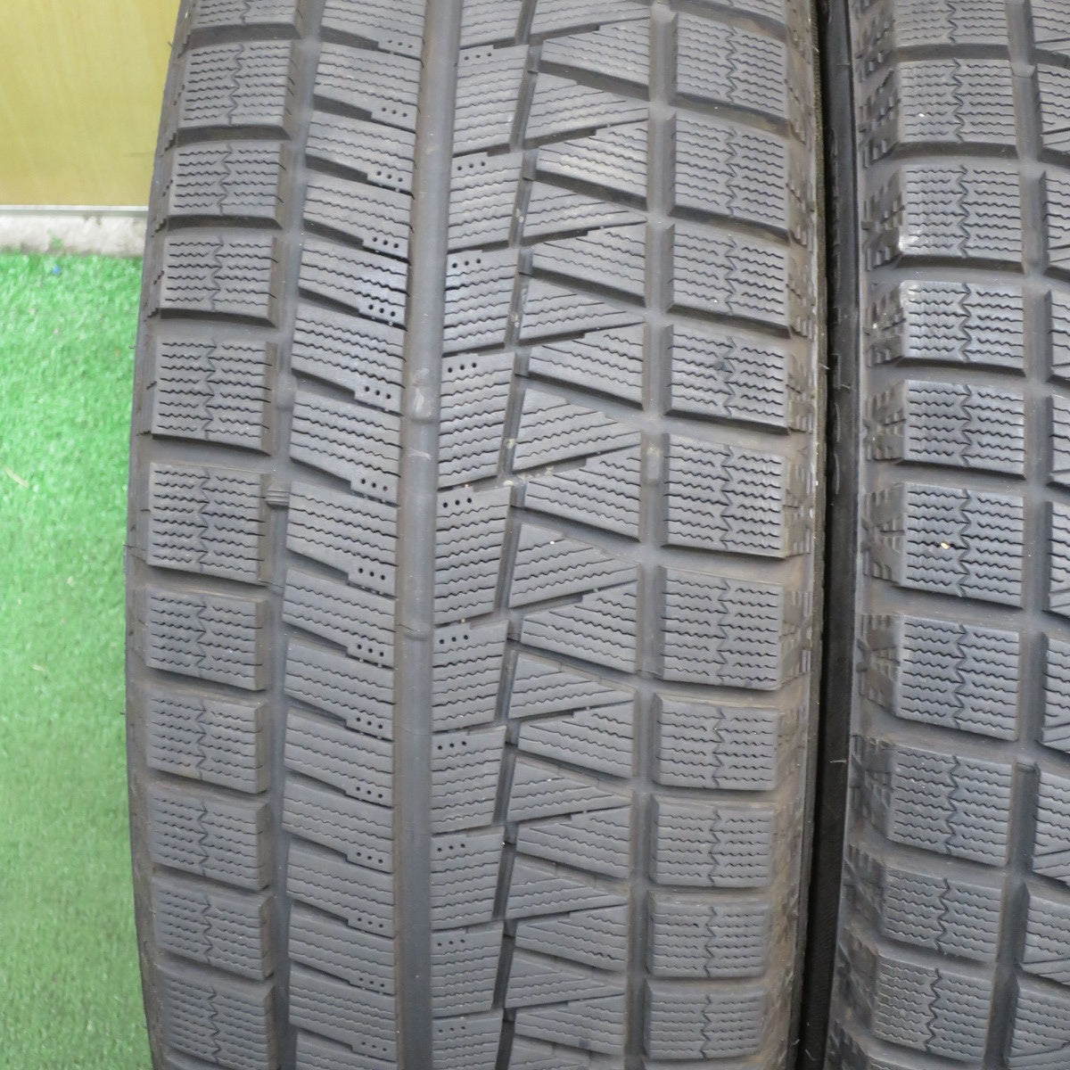 *送料無料* バリ溝！21年！9.5分★スタッドレス 205/55R16 ブリヂストン アイスパートナー2 タイヤ 16インチ セレナ インプレッサ等★4033011KKスタ