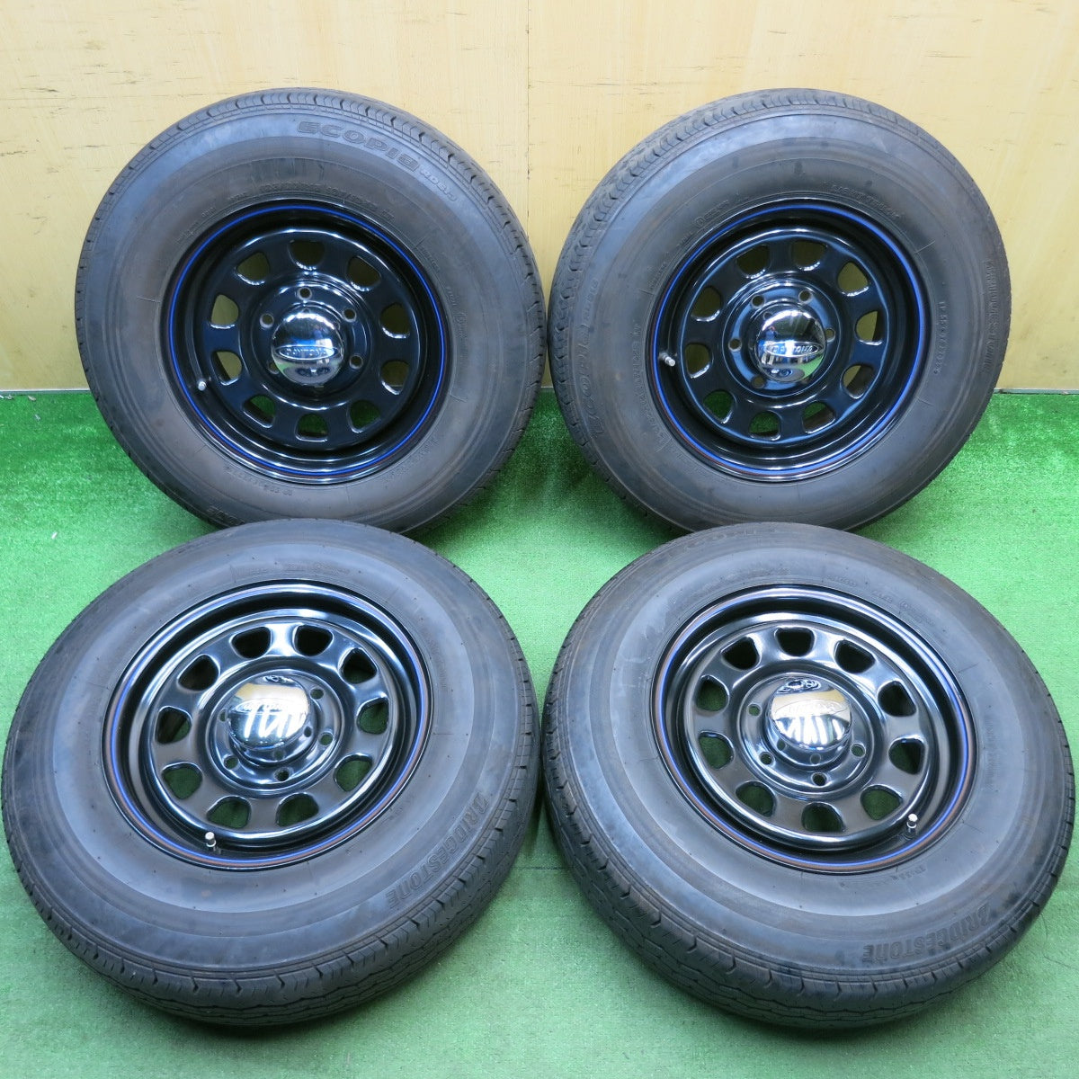 バリ溝！25年！キレイ！9.5分★DAYTONA 195/80R15 107/105S ブリヂストン エコピア RD613 デイトナ 15インチ PCD139.7/6H★6050303HAノ