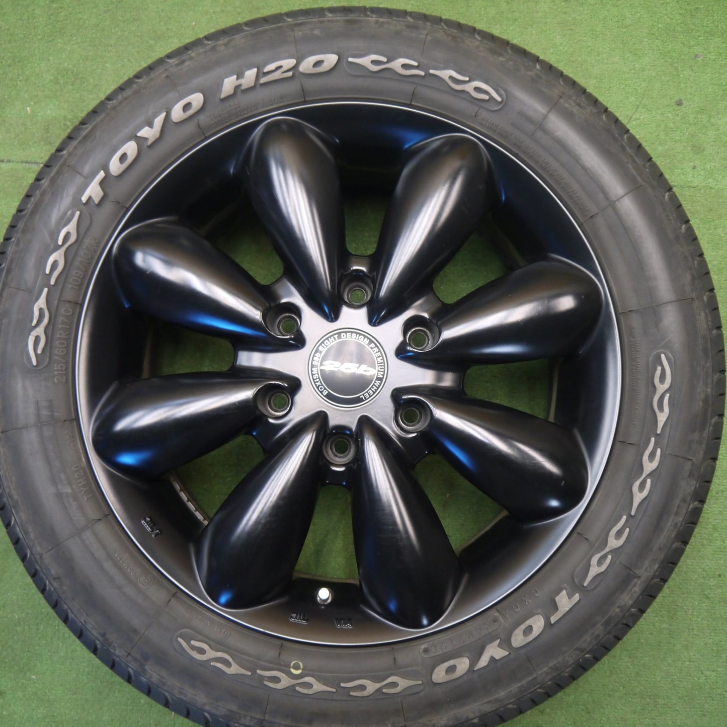 バリ溝！9.5分★215/60R17 109/107R トーヨー H20 ホワイトレター BOXISM 25b ボクシズム ボクシースタイル 17インチ PCD139.7/6H★6033005Hノ