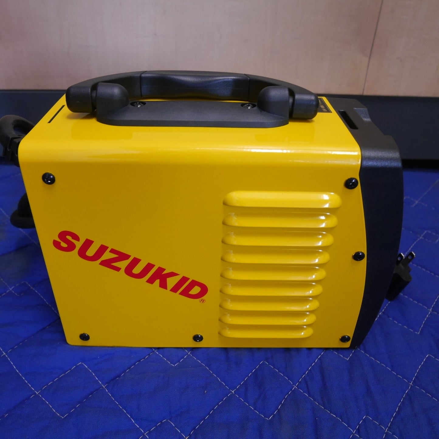 [送料無料] キレイ☆SUZUKID スズキッド 100V 専用 直流 インバーター 溶接機 STK-80 交流 アーク☆