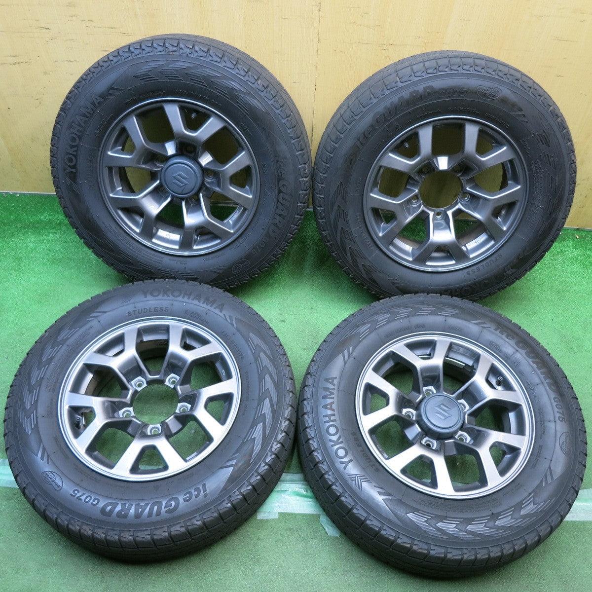 キレイ！24年◎スズキ JB74W ジムニー シエラ 純正 195/80R15 スタッドレス ヨコハマ アイスガード G075 15インチ PCD139.7/5H◎6101009HAス
