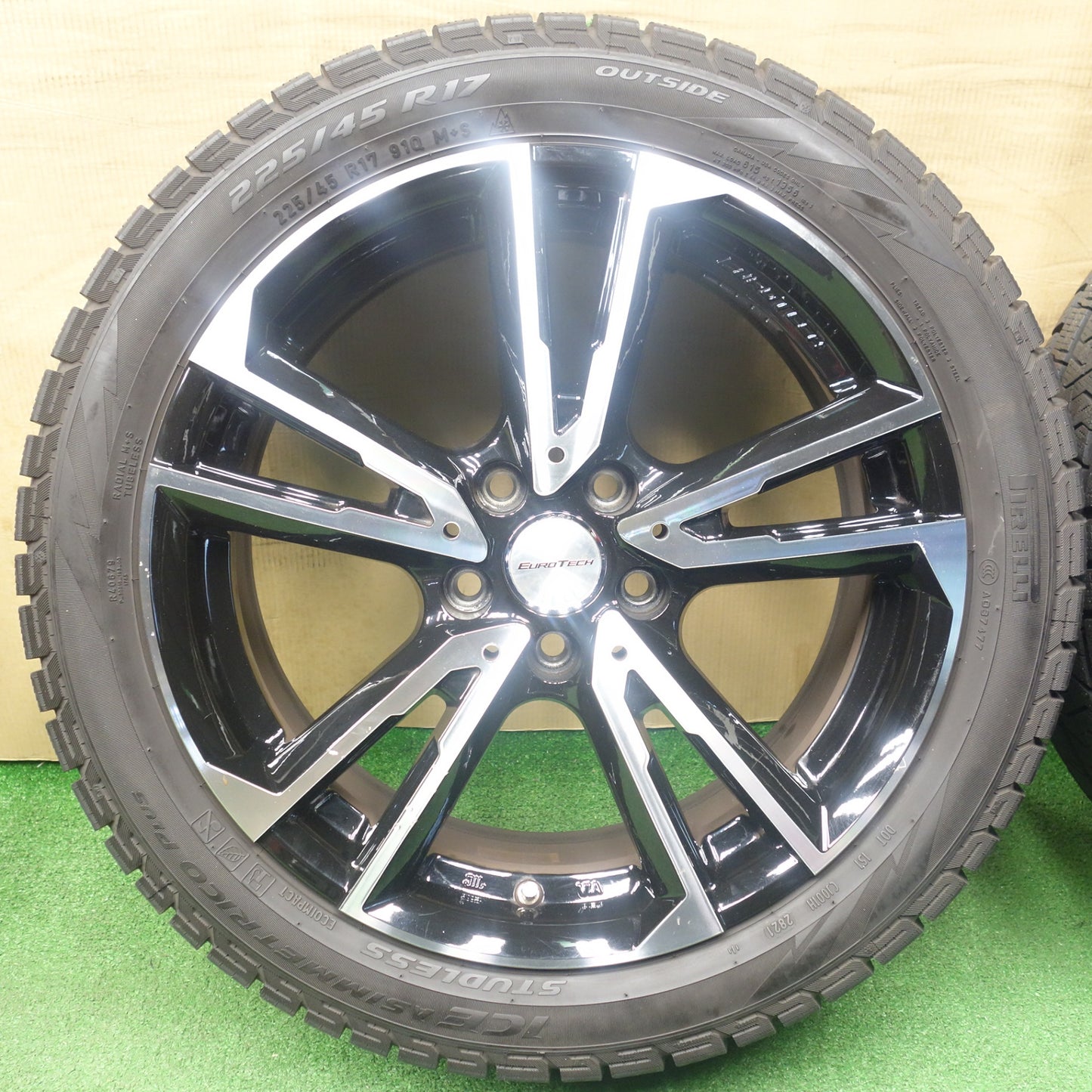 バリ溝！9.5分★プジョー 3008 EUROTECH GAYA SOLI 225/45R17 スタッドレス ピレリ アイスアシンメトリコ プラス ユーロテック ガヤ ソリ 17インチ PCD108/5H★6020803KTス