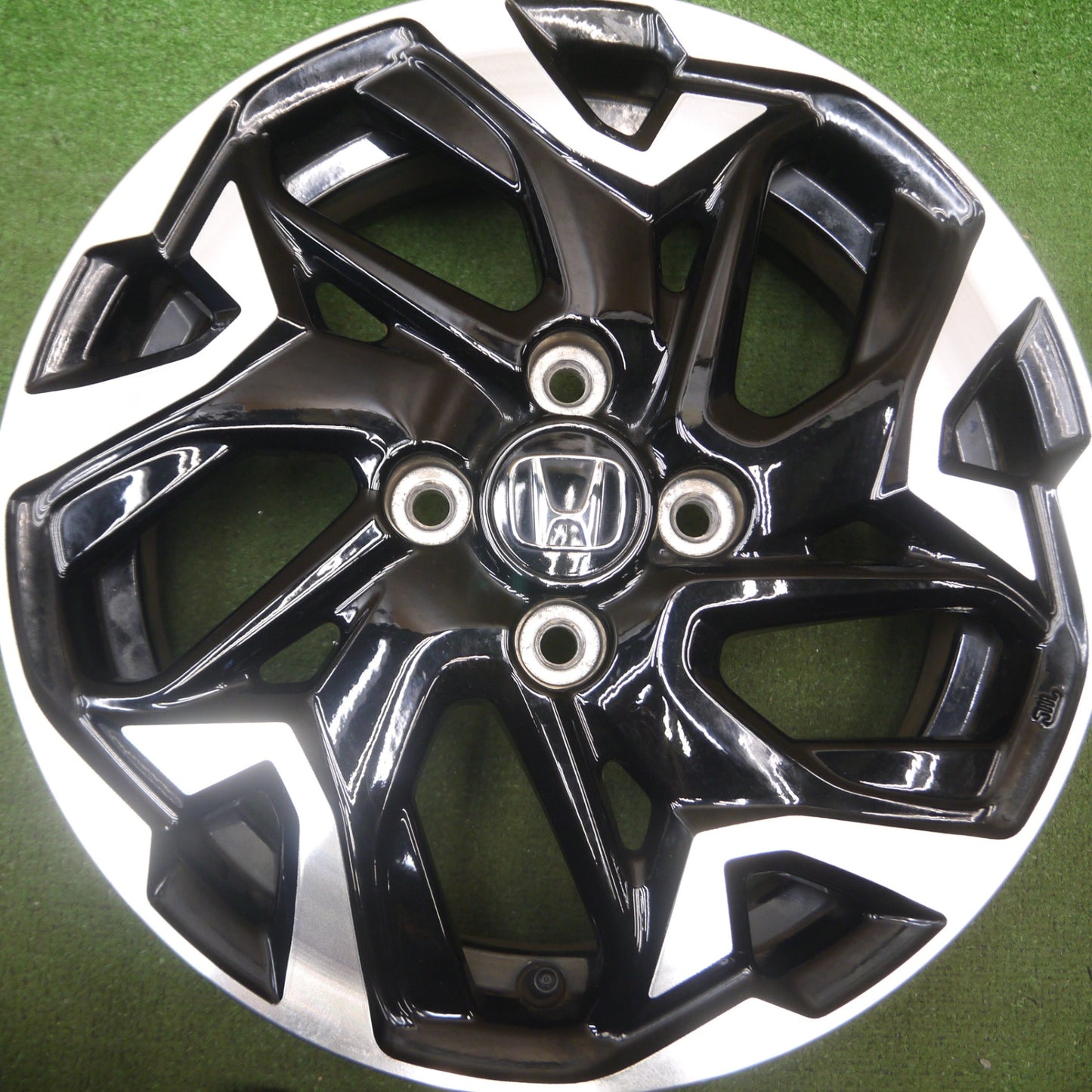 *送料無料* ほぼ新車外し★ホンダ N-WGN 純正 ホイール 15インチ 15×4.5J PCD100/4H Nワゴン★4061211Hホ