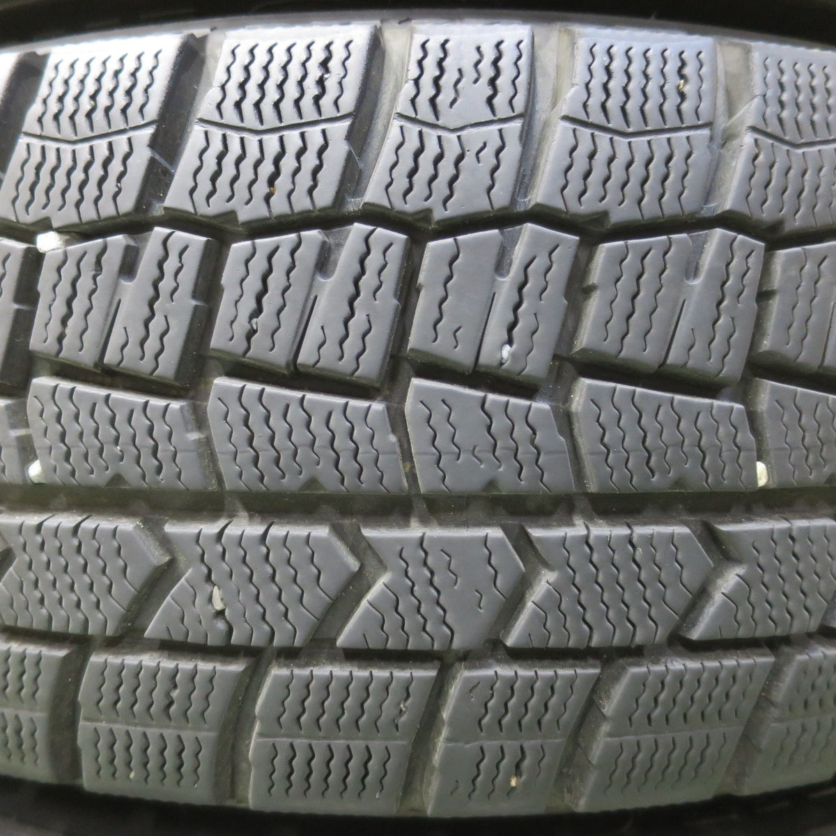 バリ溝！22年！キレイ！9分★スタッドレス 185/65R15 ダンロップ ウインターマックス WM02 JOKER ジョーカー 15インチ PCD114.3/5H★6041702イス