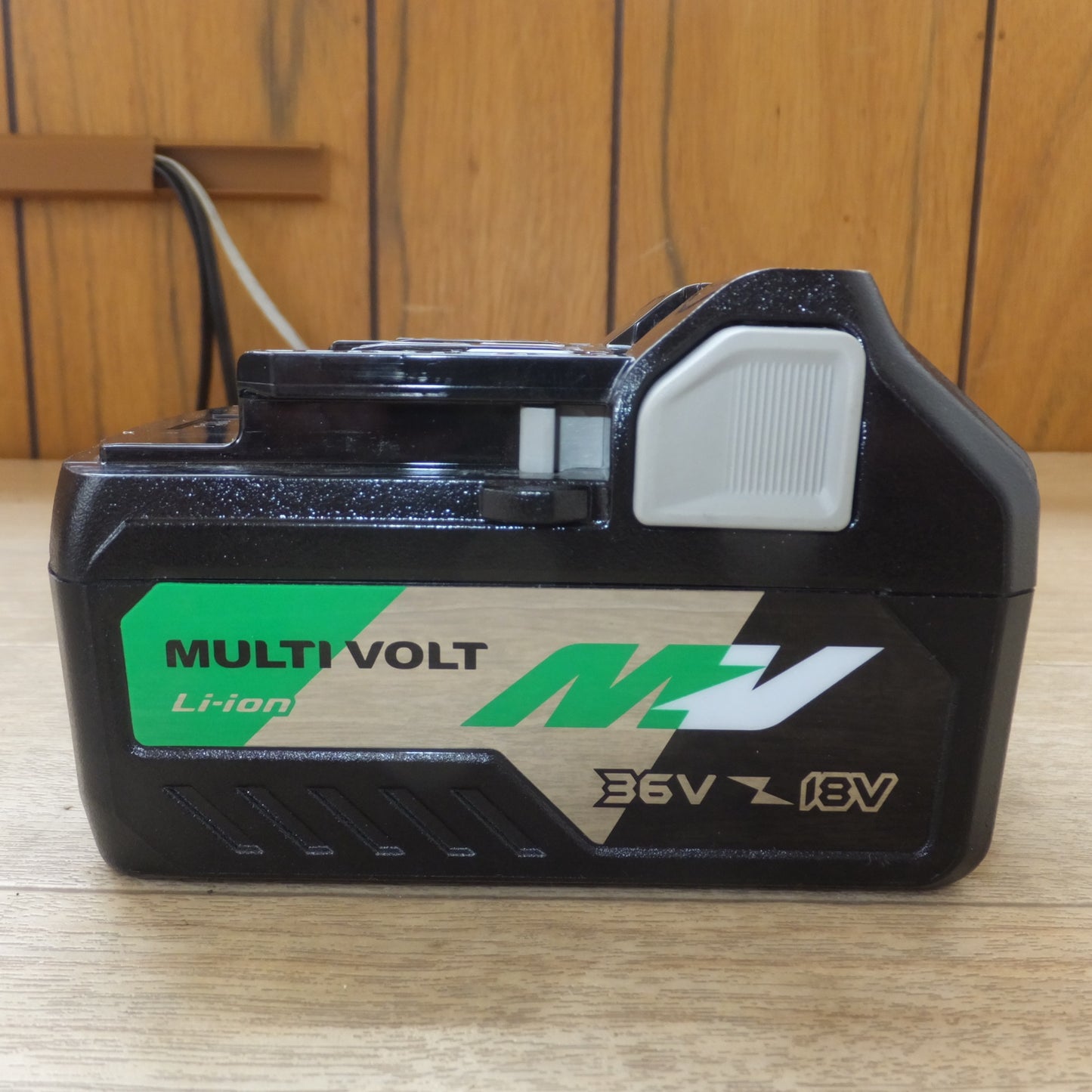 [送料無料] 美品★ハイコーキ HiKOKI 蓄電池 BSL36A18　DC18V 2.5Ah(×2unit) 45Wh(×2unit) Li-ion 20★