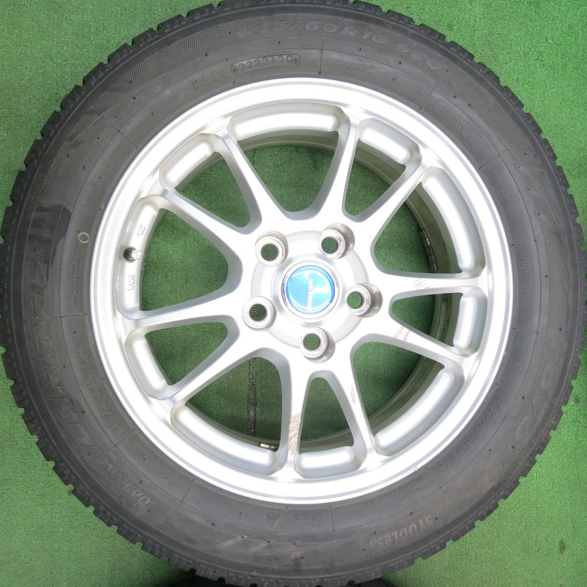 バリ溝！8.5分★スタッドレス 205/60R16 トーヨー オブザーブ ガリット GIZ ECO FORME エコフォルム 16インチ PCD114.3/5H★5051107HAス