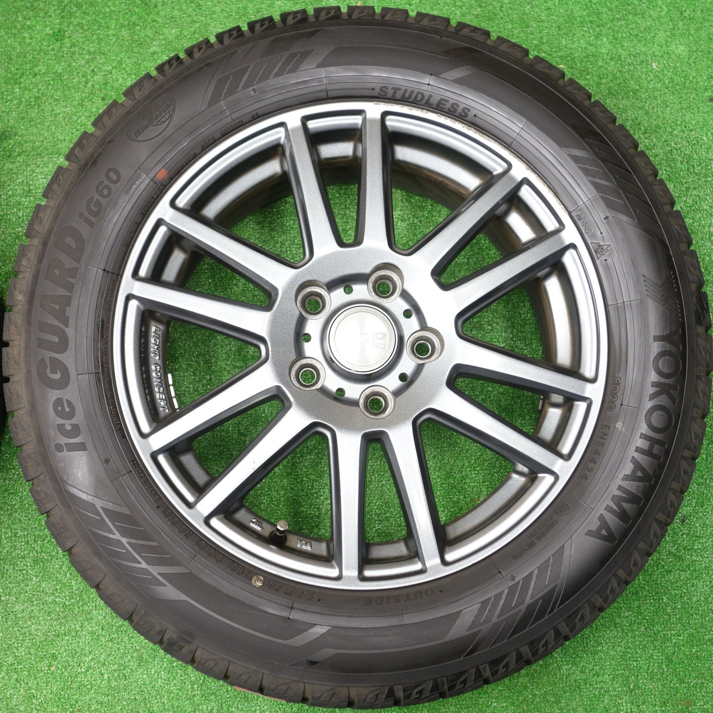 バリ溝！24年！ほぼ10分★スタッドレス 205/60R16 ヨコハマ アイスガード iG60 dP devotion デボーション 16インチ PCD114.3/5H★5121001KTス