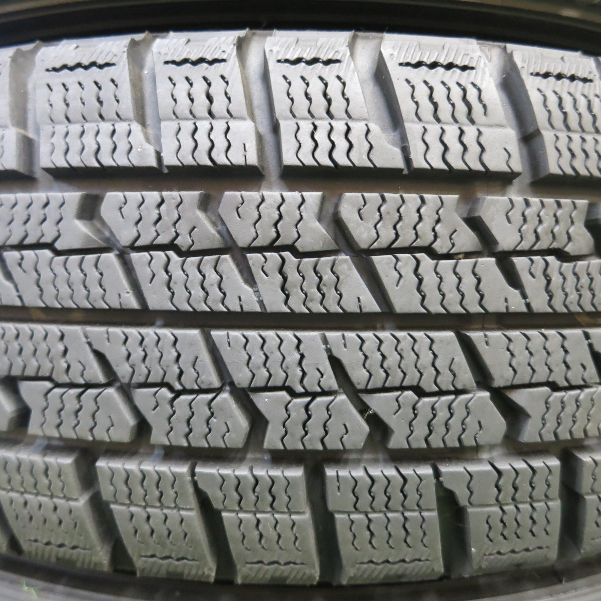 *送料無料* バリ溝！キレイ！9.5分★スタッドレス 155/65R14 グッドイヤー アイスナビ ZEA2 D.O.S. DOS 14インチ PCD100/4H★4041903イス