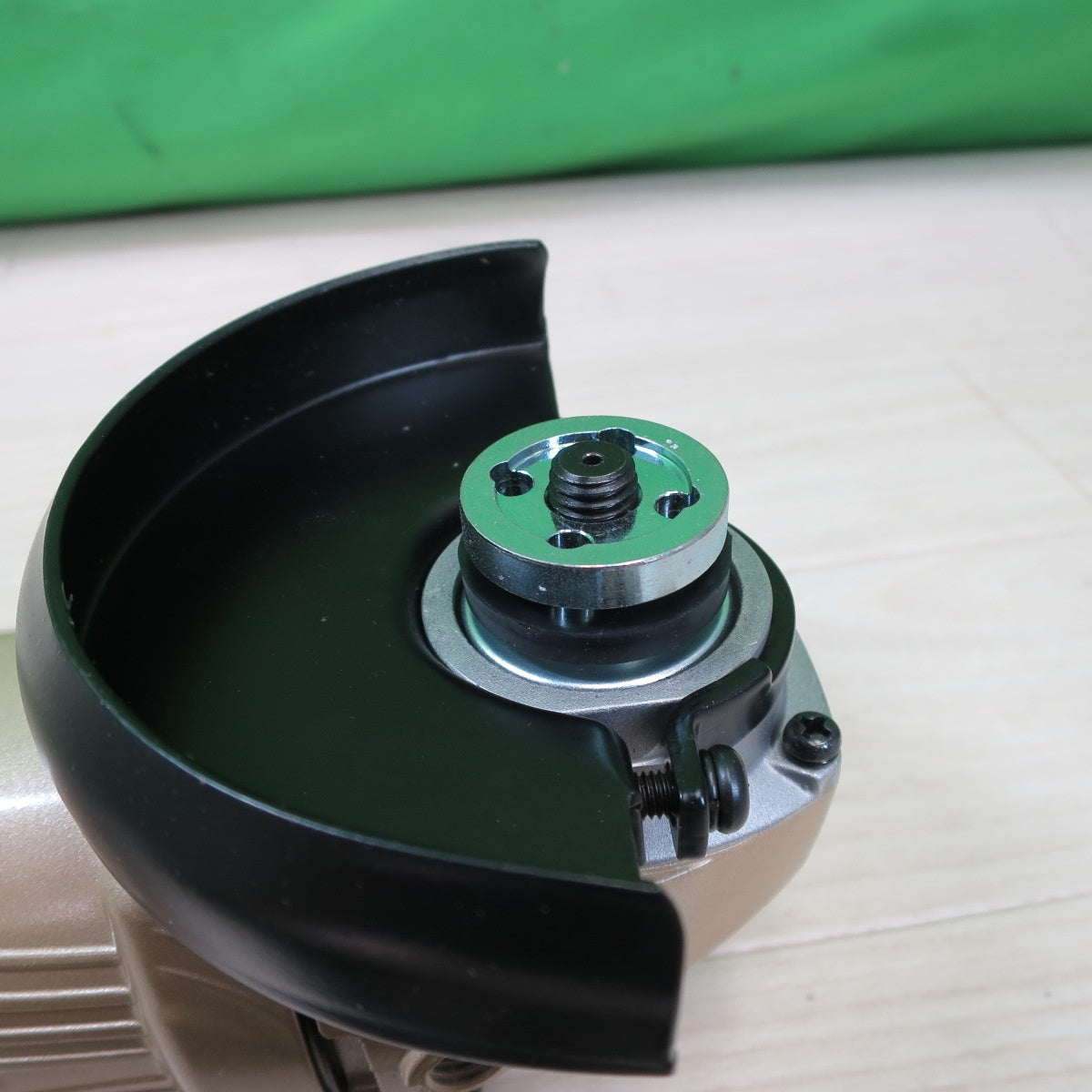 [送料無料] 未使用！付属品付き☆HiKOKI 100mm 電気 ディスク グラインダ X2000 電動 工具 研磨 研摩 機 切断 研削 コード式 ハイコーキ 日立工機☆