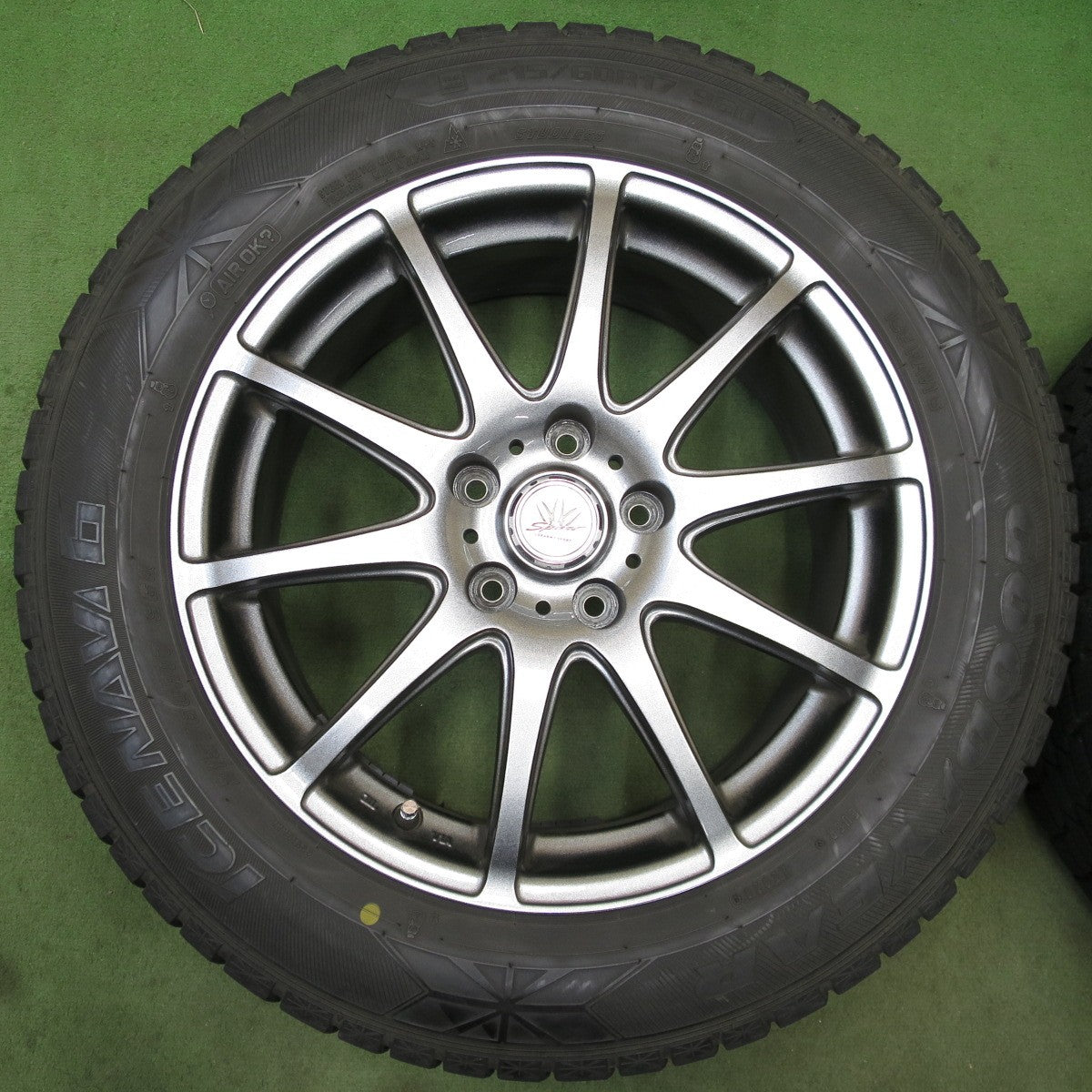 バリ溝！キレイ！9分◎LOXARNY SPORT BADX 215/60R17 スタッドレス グッドイヤー アイスナビ6 ロクサーニ スポーツ 17インチ PCD114.3/5H◎6082103NGス