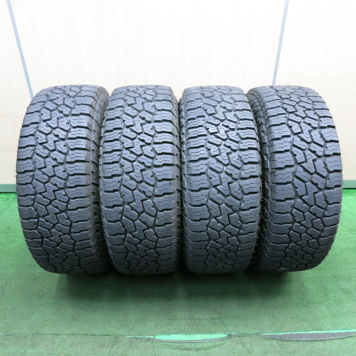*送料無料* バリ溝！21年！キレイ！9分★NITRO POWER DERINGER 265/70R17 ファルケン WILDPEAK A/T AT3W ナイトロパワー PCD139.7/6H★4040601TNノ