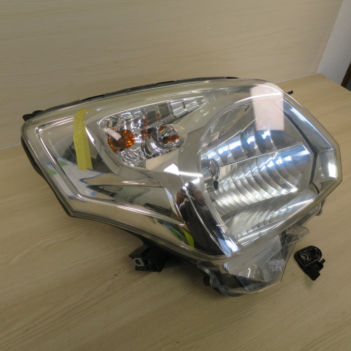 ♪スズキ MK32S スペーシア 純正 HID ヘッドライト 右 運転席側 ICHIKOH 1871 35100-81M10 照明 カー パーツ 現状品♪