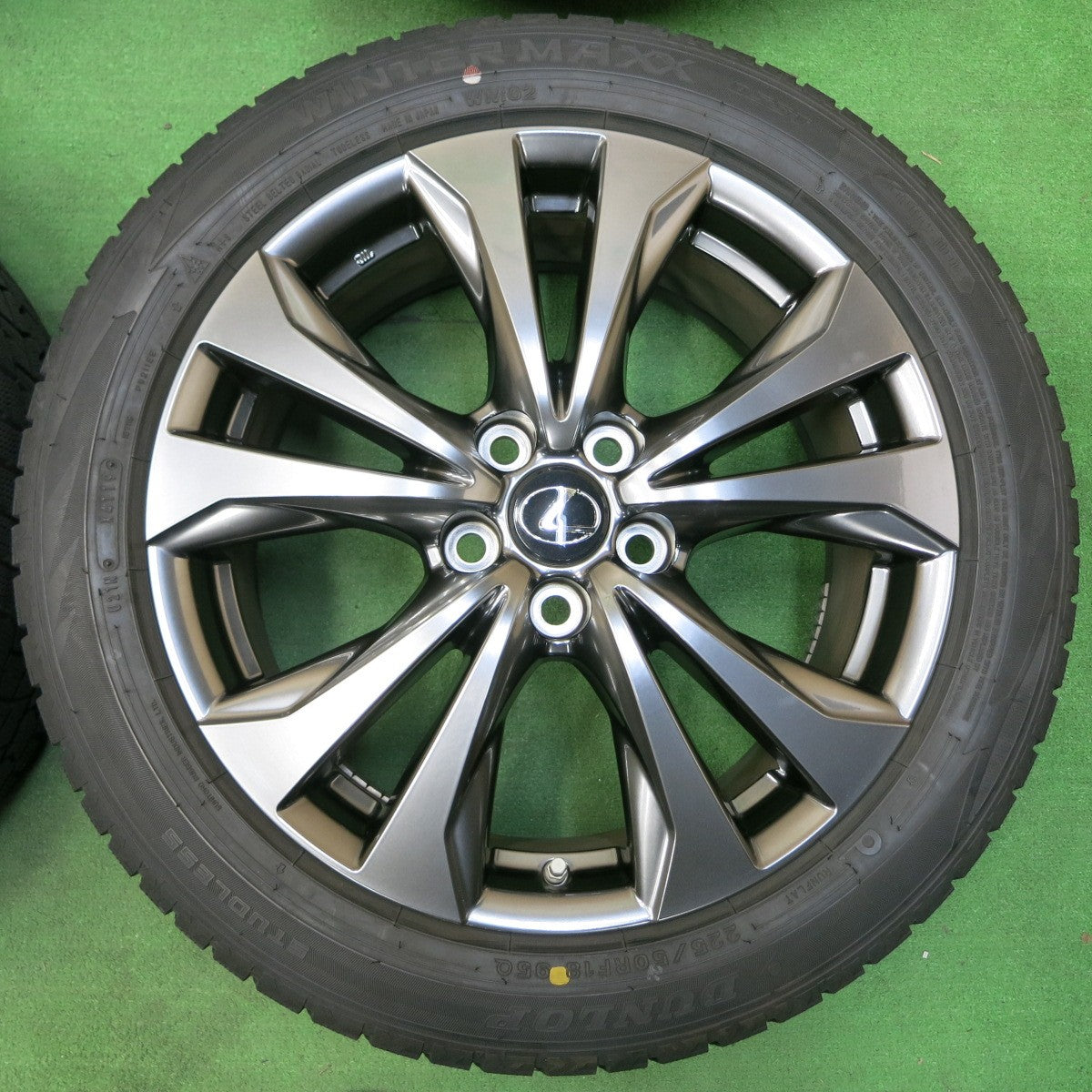 *送料無料* センサー付！バリ溝！キレイ！9.5分★レクサス UX250h Fスポーツ 純正 225/50R18 スタッドレス ダンロップ ウインターマックス WM02 DSST PCD114.3/5H★4051006イス