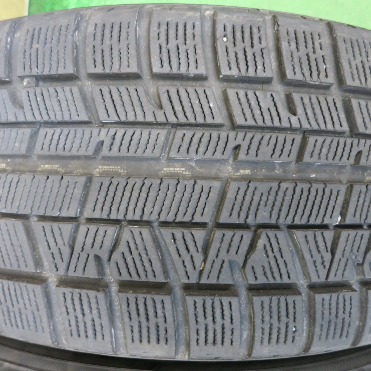 バリ溝！キレイ！8.5分◎スタッドレス 215/60R16 ヨコハマ アイスガード iG50 プラス SCHNEIDER ATECH シュナイダー 16インチ PCD114.3/5H◎6091306HAス