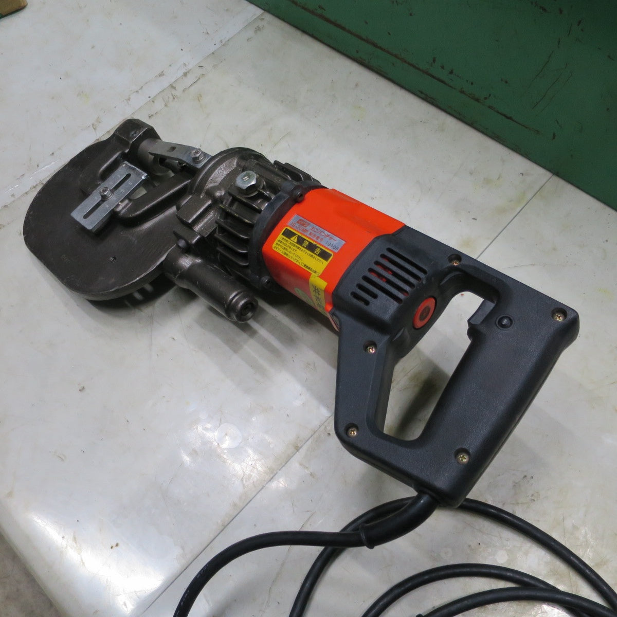 [送料無料] 付属品付き◆育良精機 イクラ ミニ パンチャー IS-20MP 曽根工具 電動 油圧式 工具 穴あけ◆