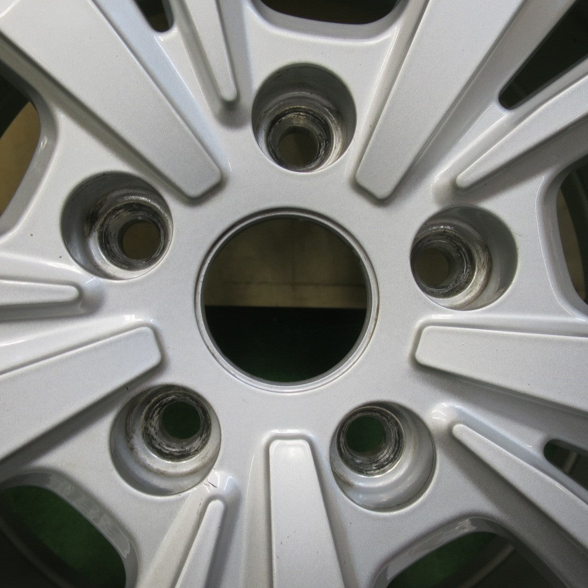 バリ溝！22年！キレイ！9分★BMW 等 smartline 365 205/60R16 スタッドレス ブリヂストン ブリザック VRX3 16インチ スマートライン PCD112/5H★5121303イス