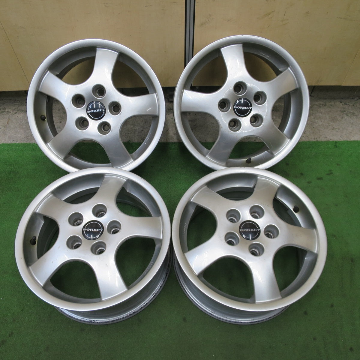 4本価格★BORBET type CB 15インチ ホイール ボルベット 15×6.5J PCD112/5H★6051304NGホ