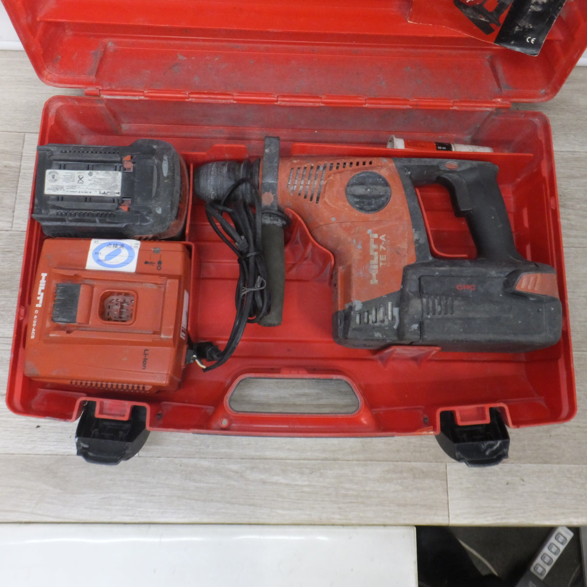 ★ヒルティ HILTI ロータリーハンマードリル TE7-A　100V 50/60Hz★