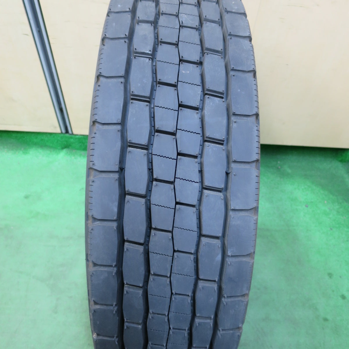 未使用！21年！1本★トラック タイヤ 245/80R17.5 133/131J ダンロップ デクテス SP680 ミックス オールシーズン DECTES 17.5インチ★5041608イスタ