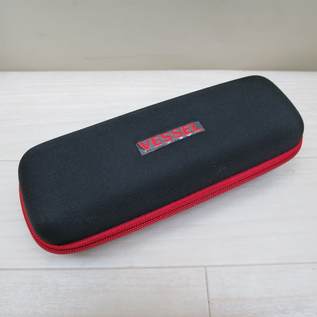 [送料無料] ほぼ未使用☆VESSEL ベッセル 220USB-P1 電ドラボールプラス ケース付 電動ドライバー  電動 ボール グリップ ドライバー☆