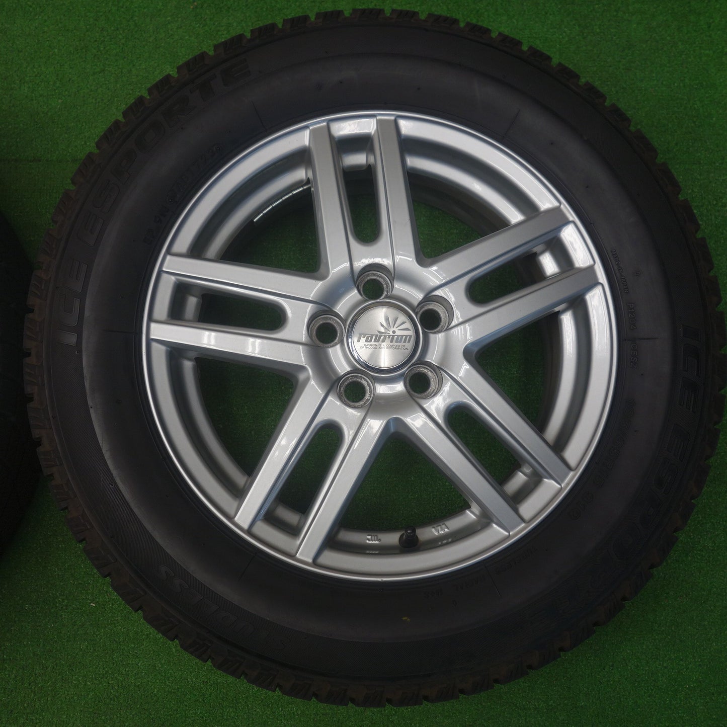 バリ溝！23年！9.5分★プリウス 等 195/65R15 スタッドレス アイス エスポルテ ravrion ラブリオン 15インチ PCD100/5H★6040602KTス