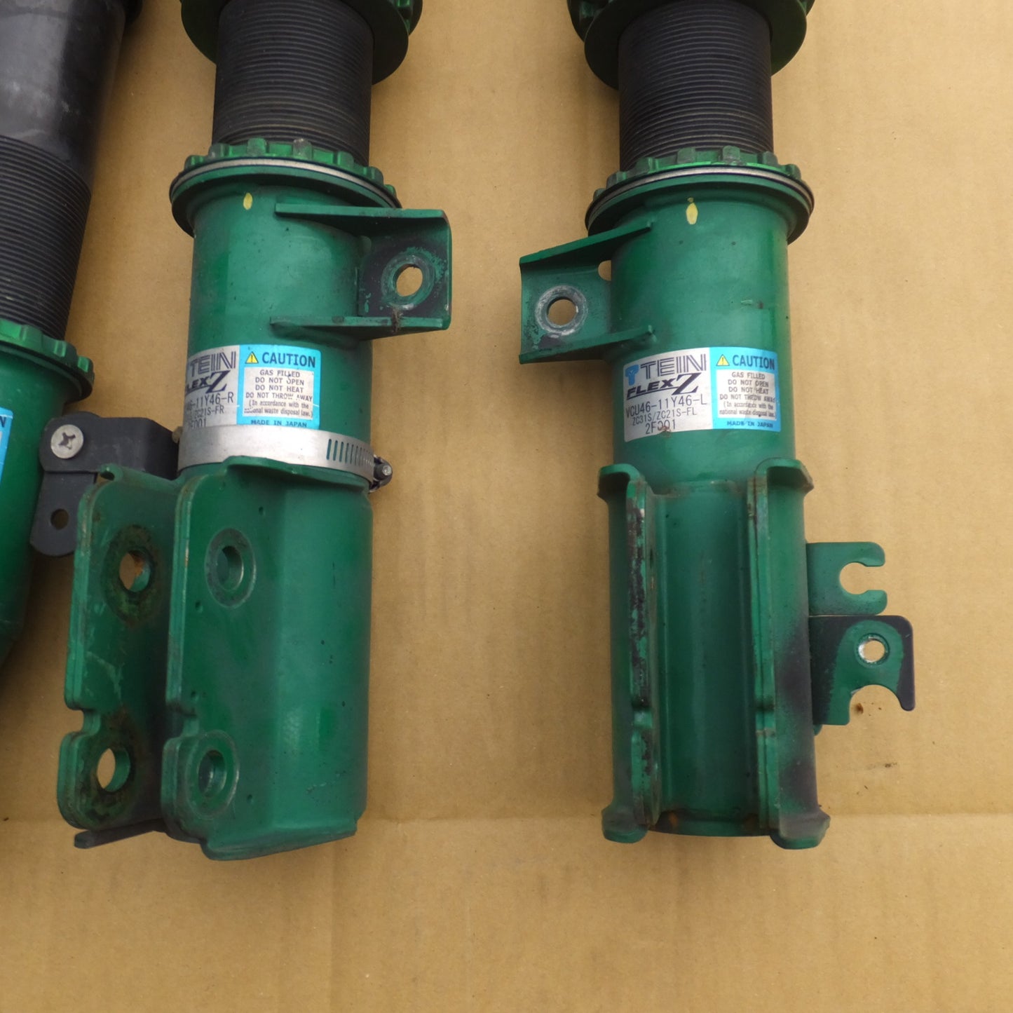 [送料無料] 岐阜発★テイン TEIN スズキ スイフトスポーツ ZC31S 車高調 一式 セットVCU46-11Y46-L VCU46-11Y46-R VCU47-11931(65★