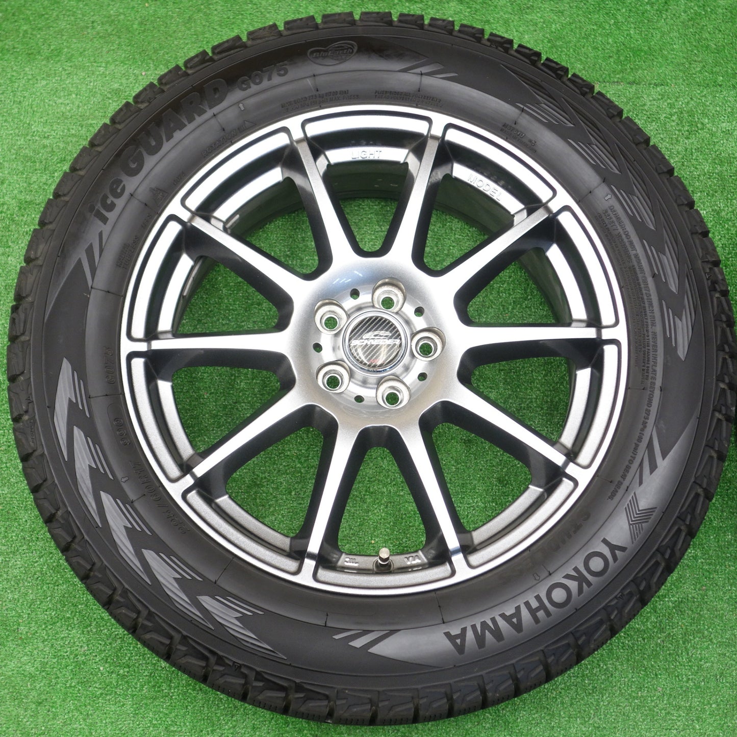 バリ溝！23年！キレイ！9.5分★フォレスター 等 225/60R17 スタッドレス ヨコハマ アイスガード G075 SCHNEIDER MiD シュナイダー 17インチ PCD100/5H★5120403KTス