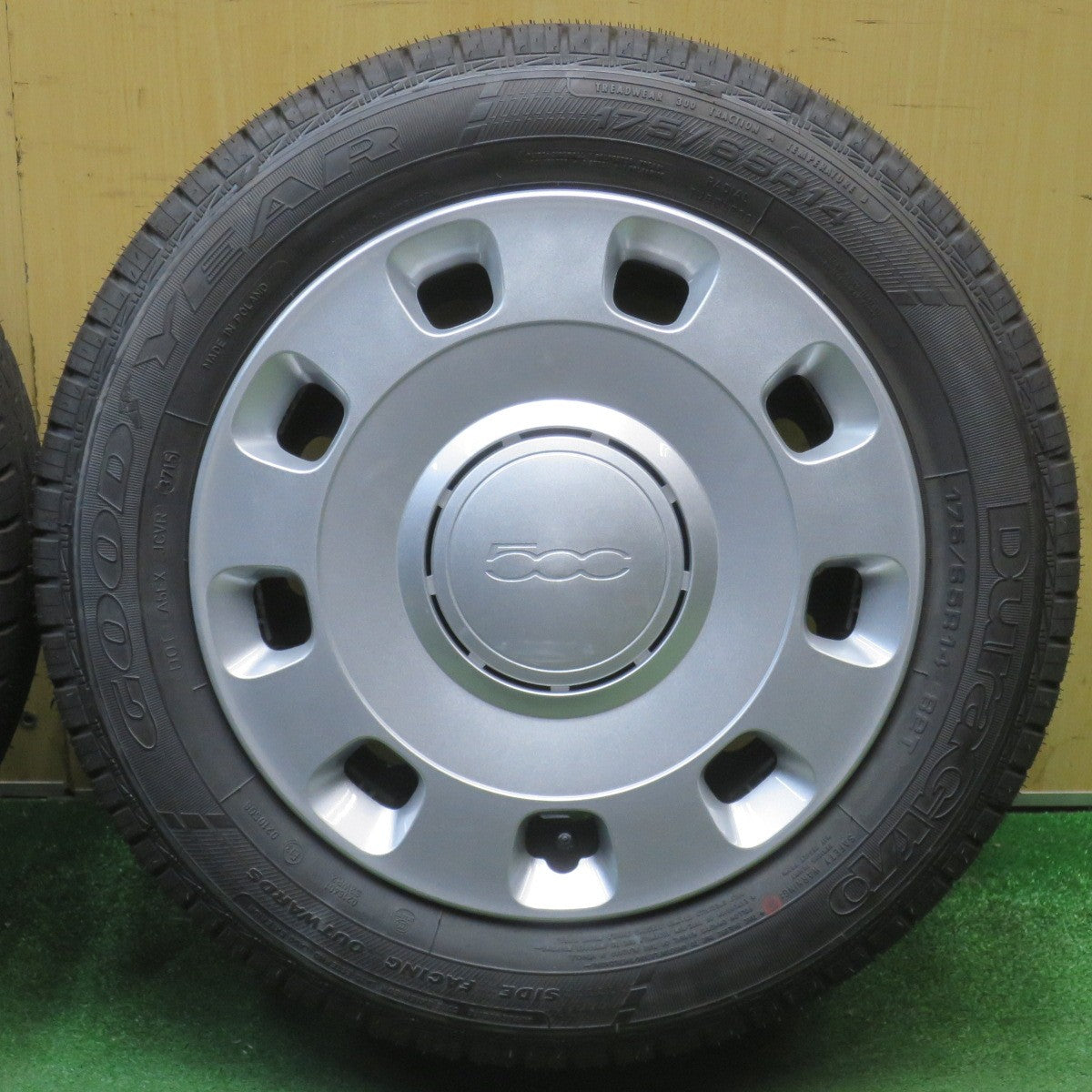 新車外し★フィアット 500 純正 スチール 175/65R14 グッドイヤー DuraGrip 14インチ PCD98/4H★6052206NJノ