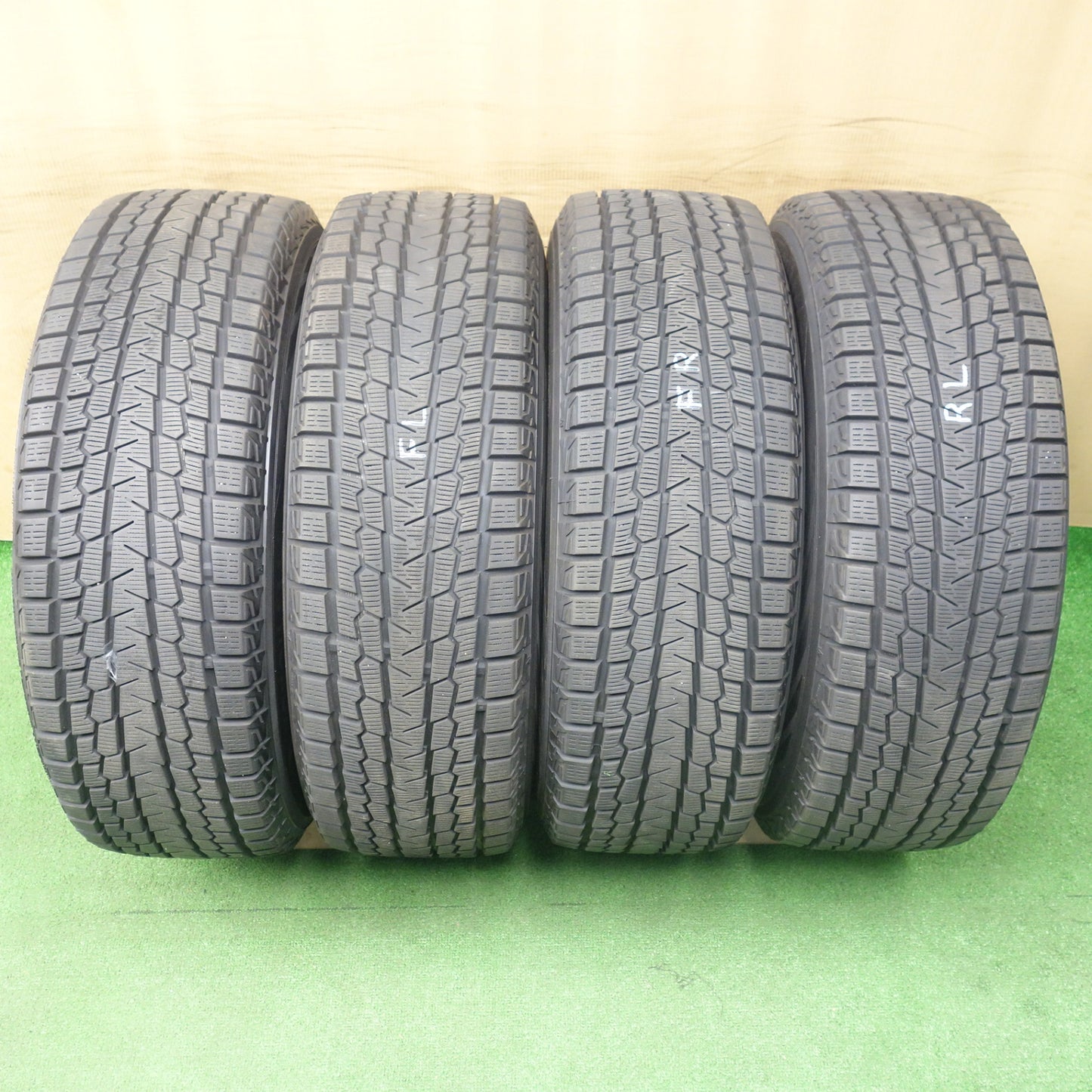 バリ溝！キレイ！9.5分★スタッドレス 225/65R17 ヨコハマ アイスガード G075 D.O.S. GaviaLⅡ DOS 17インチ PCD114.3/5H★6022001KTス