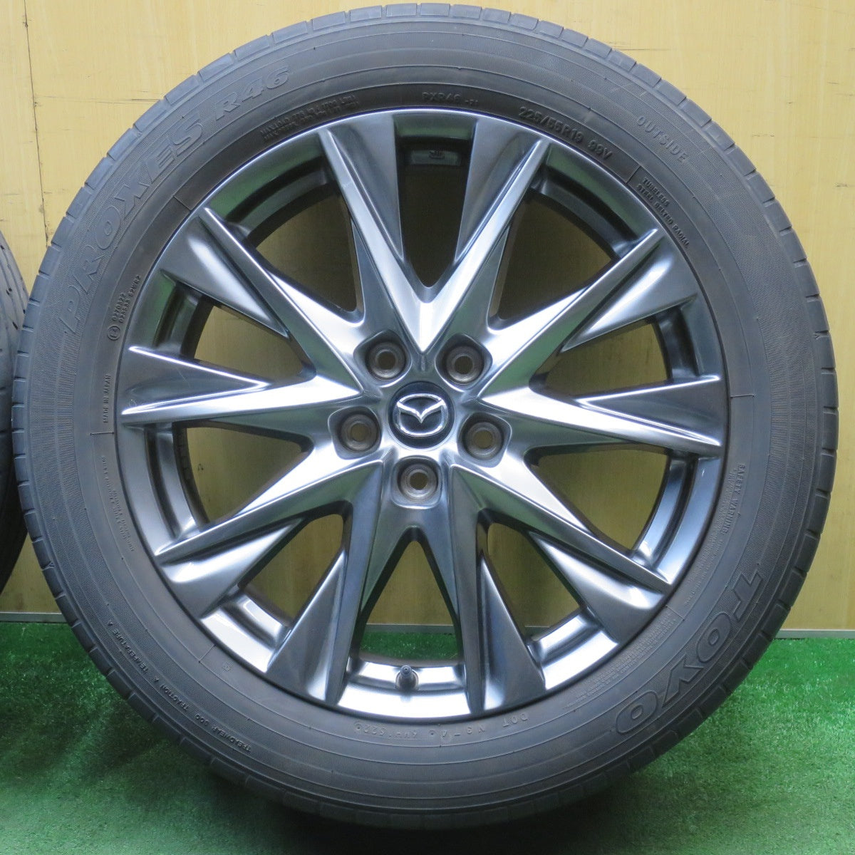 キレイ！22年★マツダ CX-8 Lパッケージ 純正 225/55R19 トーヨー プロクセス R46 19インチ CX8 PCD114.3/5H★6021704NJノ