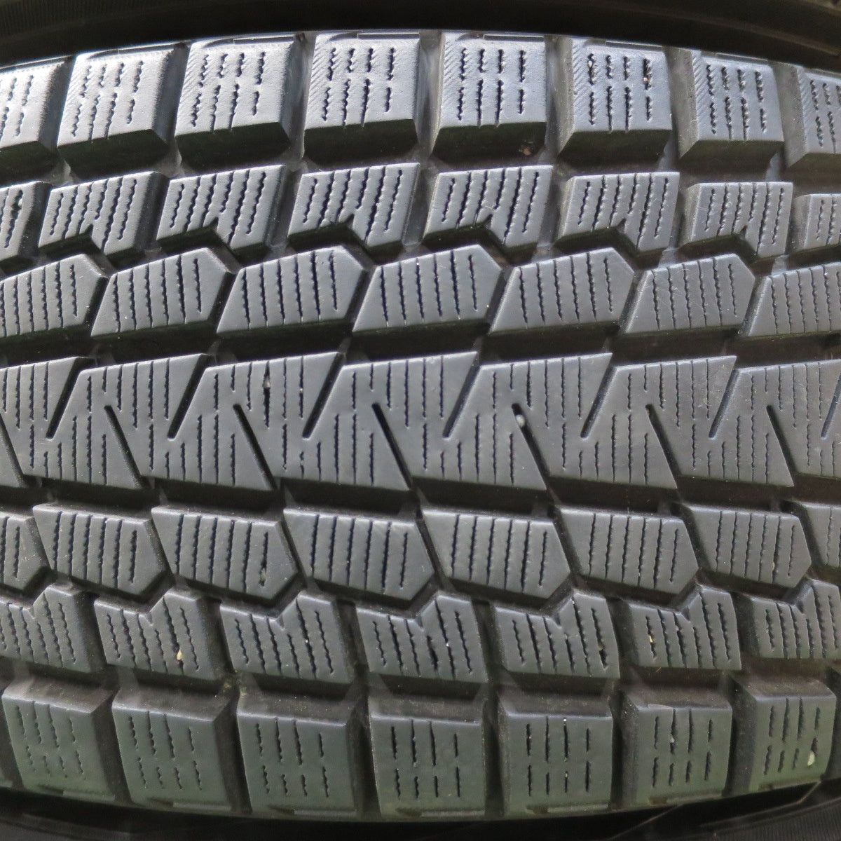 [送料無料] バリ溝！20年！キレイ！9分★スタッドレス 225/65R17 ヨコハマ アイスガード G075 VELVA SPORTZ ヴェルヴァ 17インチ PCD114.3/5H★4120310イス