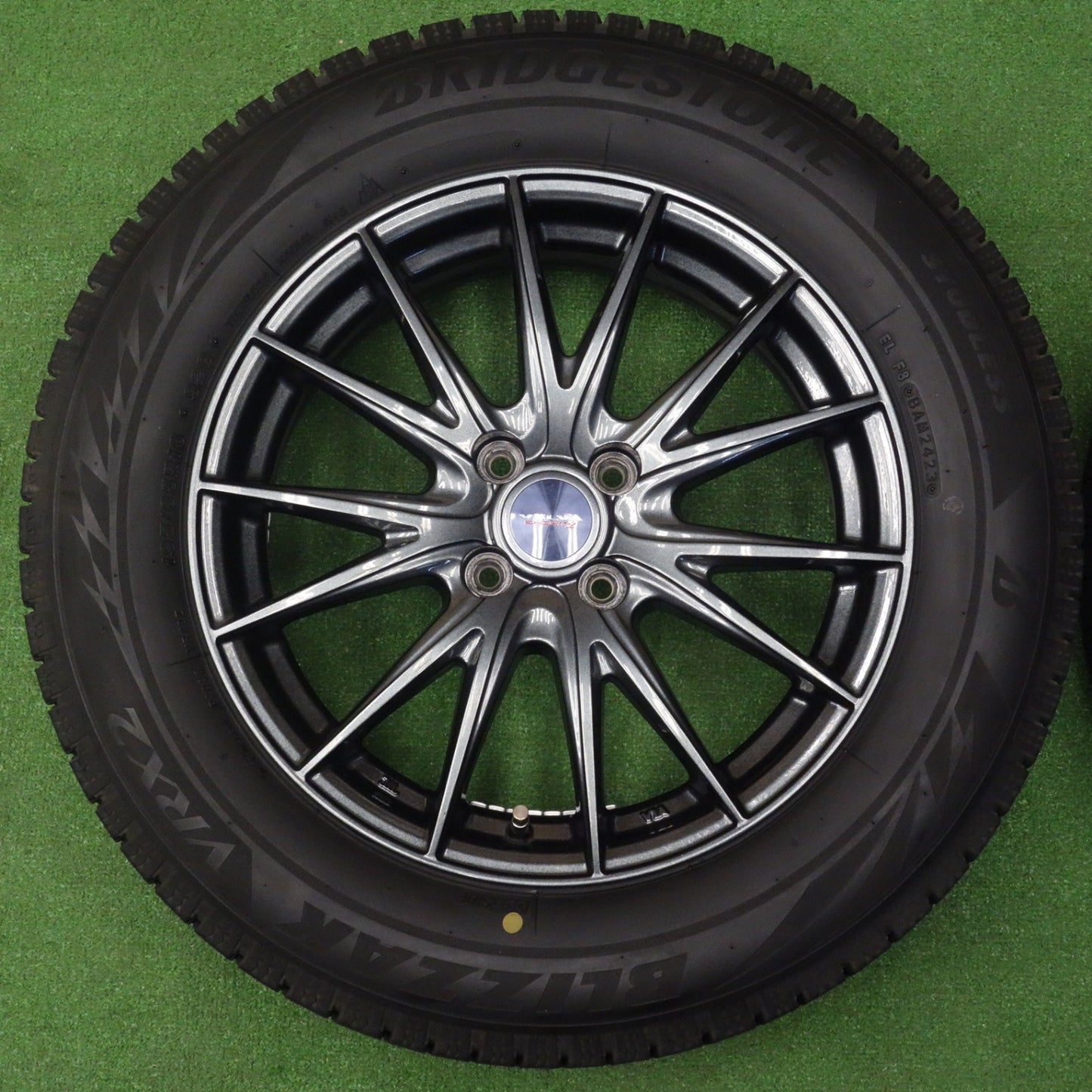 バリ溝！23年！キレイ！9.5分★スタッドレス 195/65R16 ブリヂストン ブリザック VRX2 VELVA SPORTZ ヴェルヴァ 16インチ PCD100/4H★6031901KTス