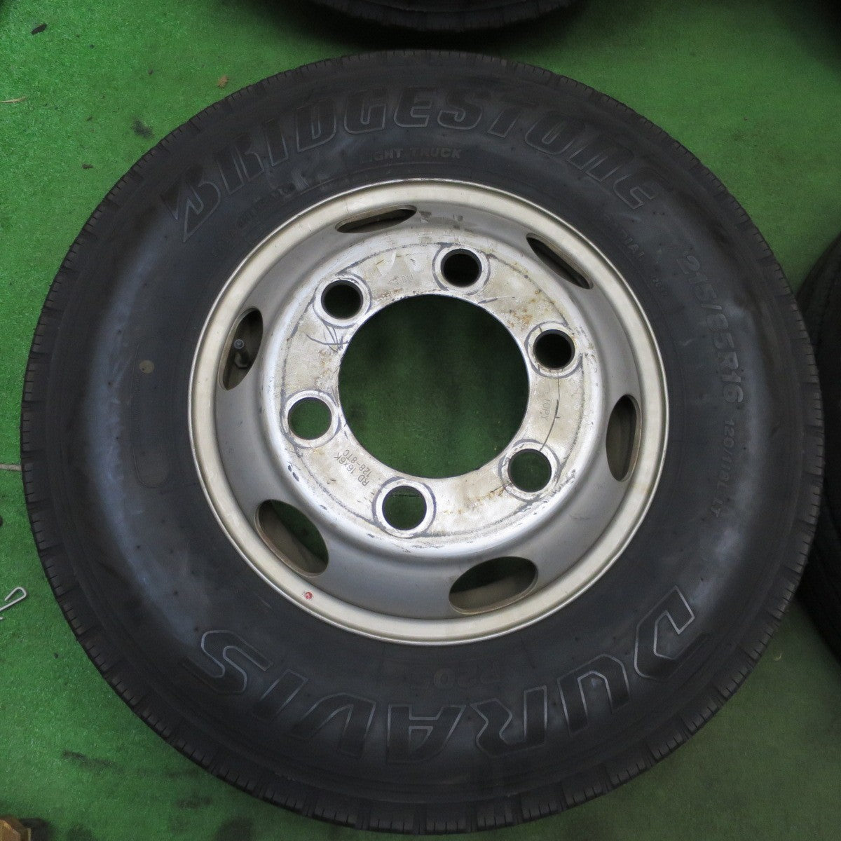 バリ溝！8.5分！6本★トラック タイヤ 215/85R16 120/118L ブリヂストン デュラビス R205 TOPY スチール 128-8TC DURAVIS 16インチ PCD222.25/6H★6021801ナノ