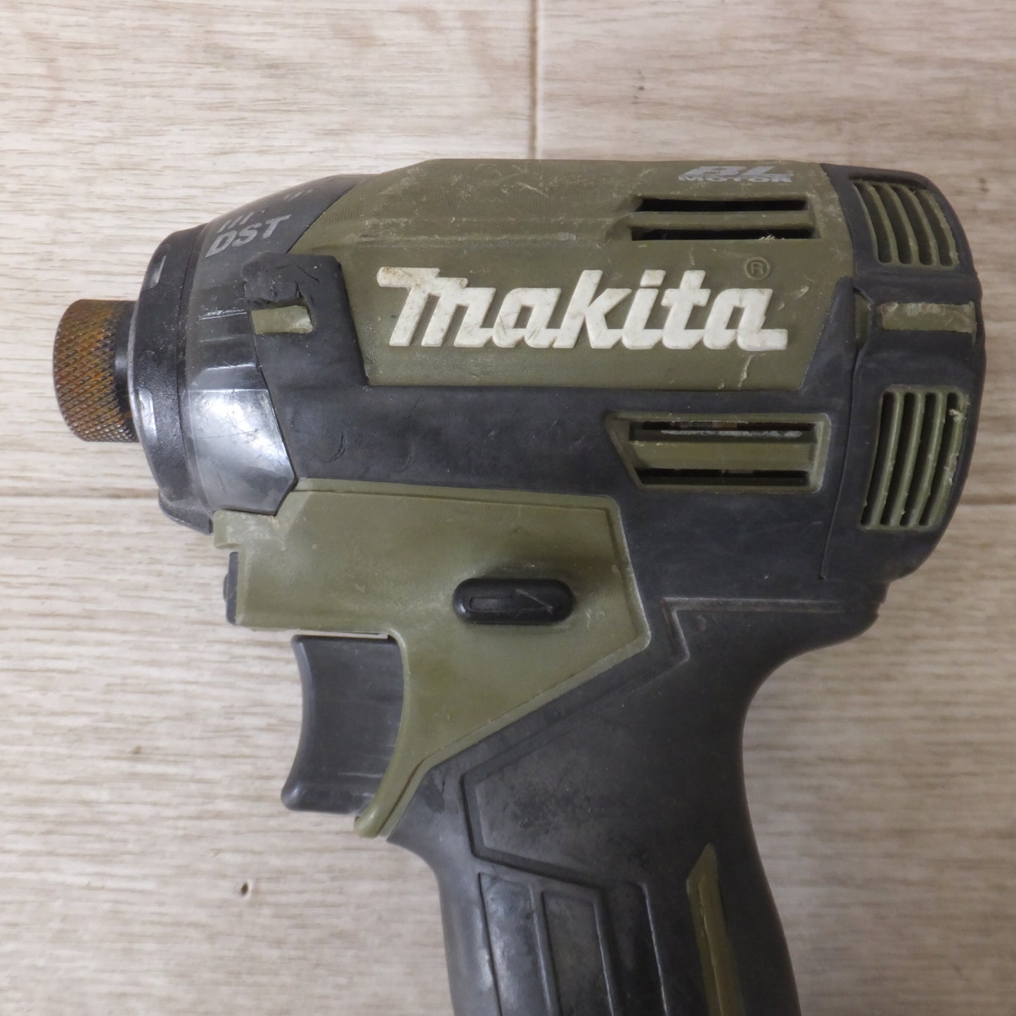 [送料無料] 現状品★マキタ makita 充電式インパクトドライバ TD002G 36V-40V(max) 本体のみ★