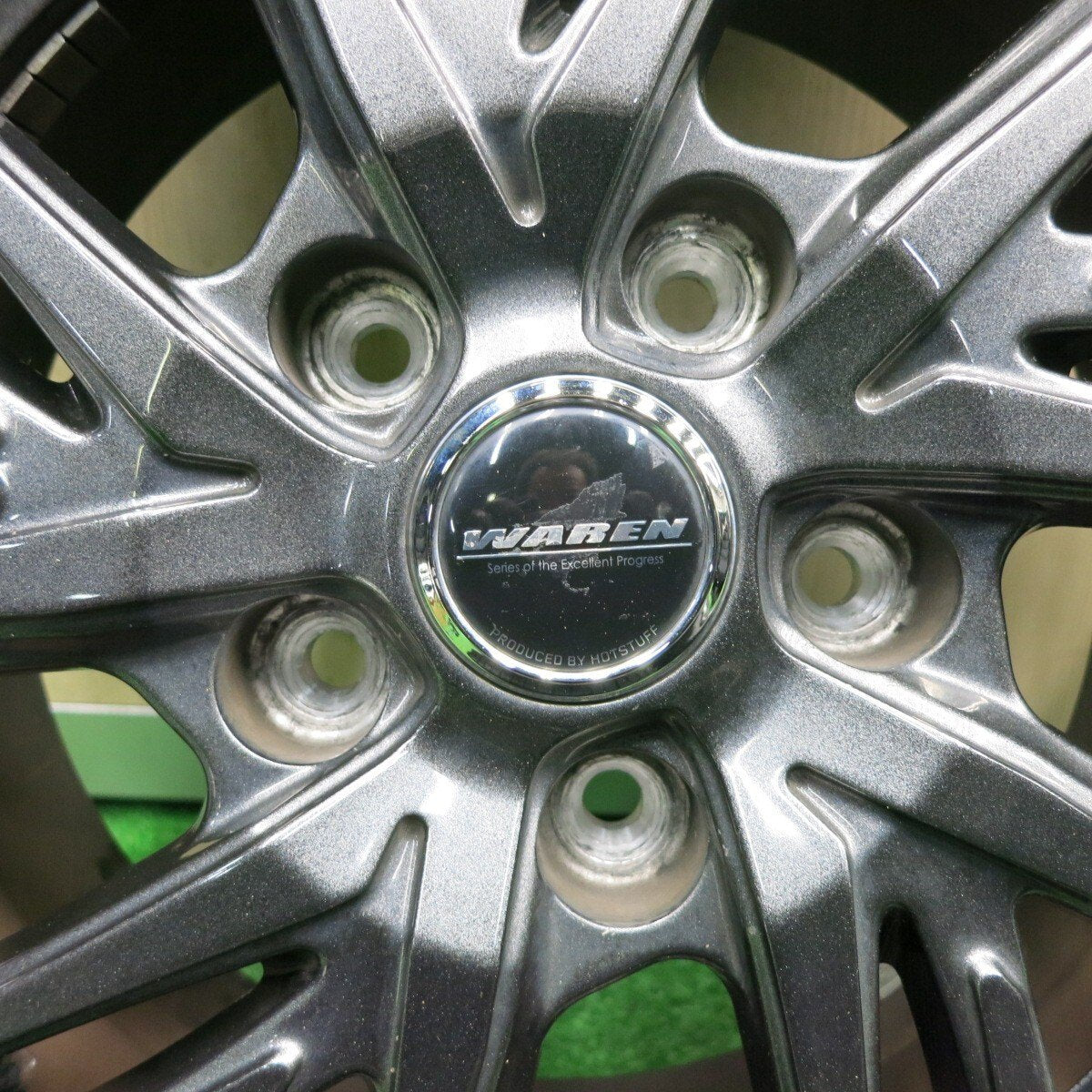 バリ溝！21年！キレイ！8.5分★スタッドレス 195/65R15 トーヨー オブザーブ GIZ2 WAREN ヴァーレン 15インチ PCD114.3/5H★4122004TNス