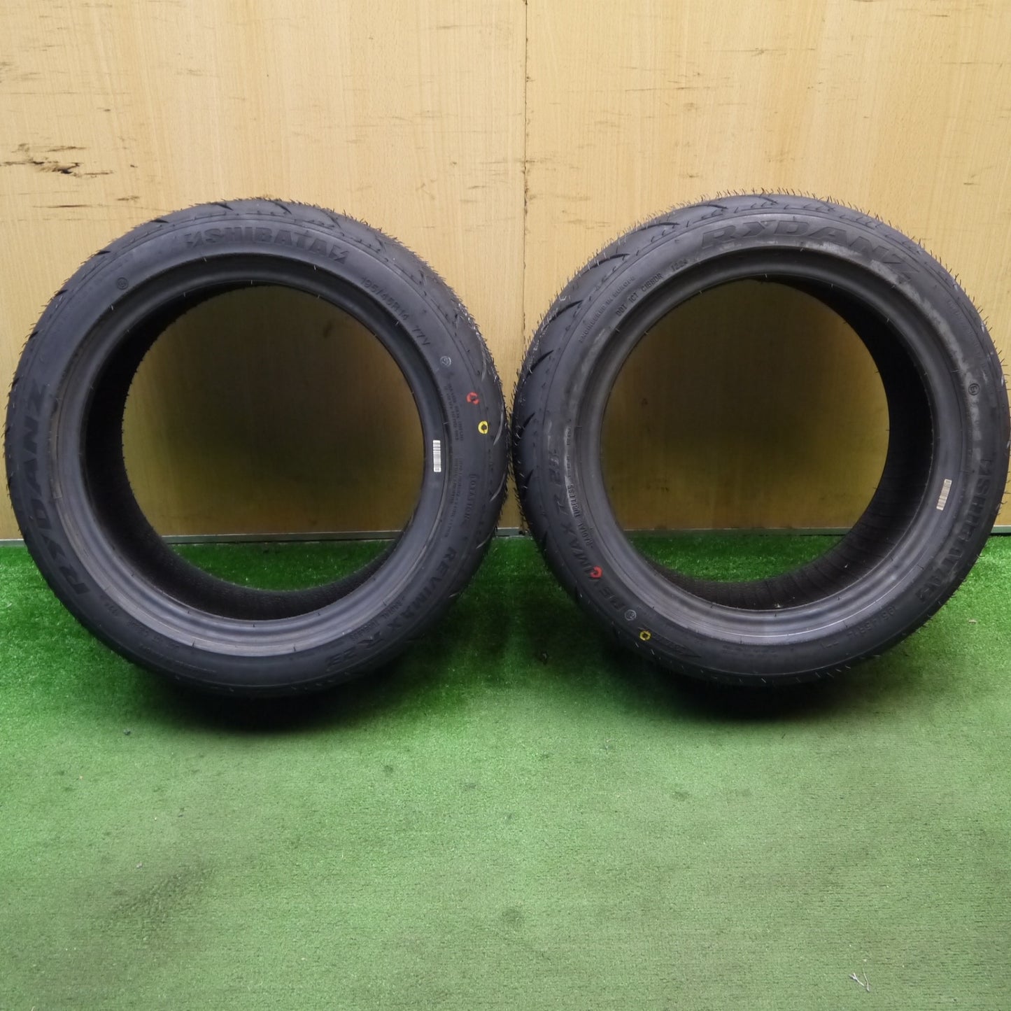 未使用！24年！2本★195/45R14 シバ タイヤ RYDANZ REVIMAX R23 14インチ アパッチ サニー 等★5052703Hノタ