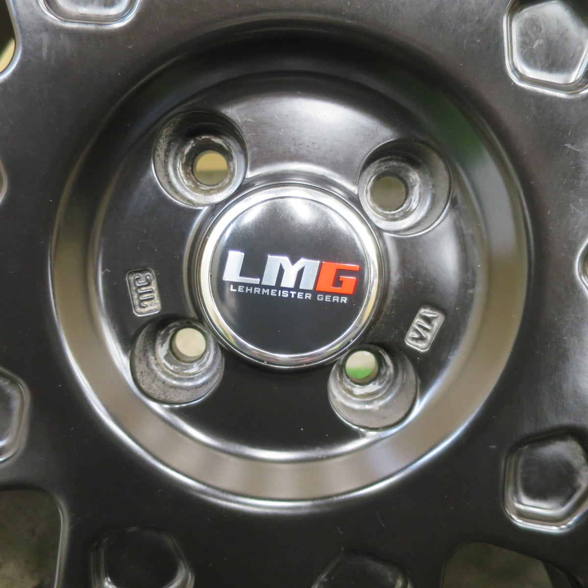 バリ溝！キレイ！9.5分★LMG LEHRMEISTER GEAR MS-9W 205/55R17 ヨコハマ BluEarth-GT AE51 レアマイスター ギア 17インチ PCD100/4H★6022403TTノ