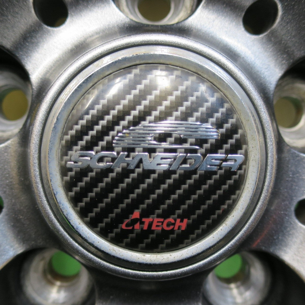 キレイ★スタッドレス 225/65R17 ブリヂストン ブリザック DM-V3 SCHNEIDER シュナイダー 17インチ PCD114.3/5H★5010804イス