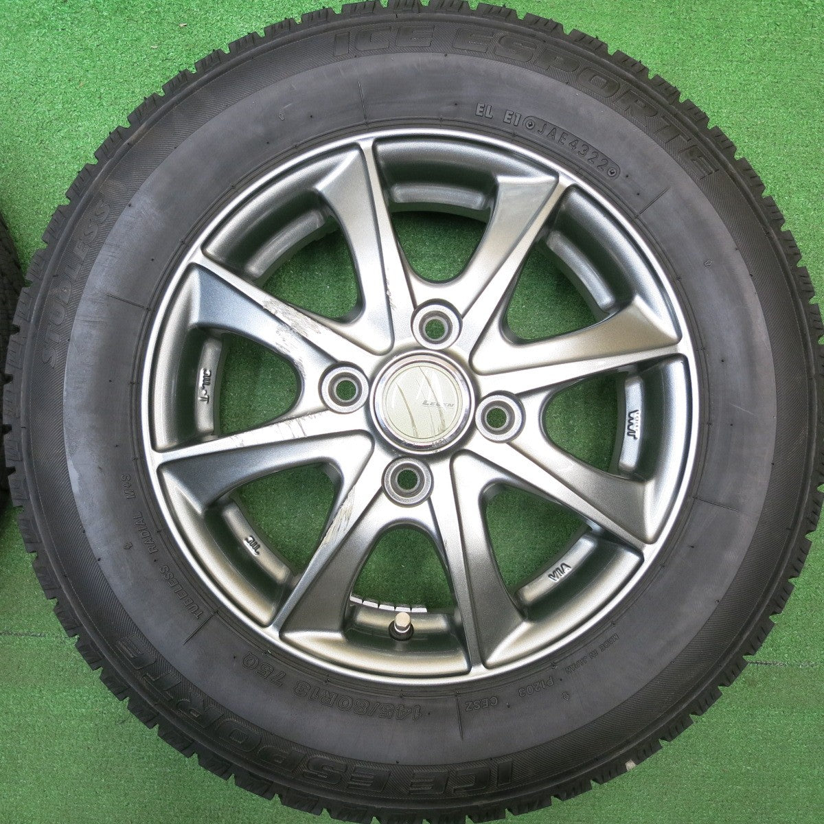 バリ溝！22年！9.5分以上★スタッドレス 145/80R13 アイスエスポルテ LEBEN BX レーベン 13インチ PCD100/4H★5123108HAス