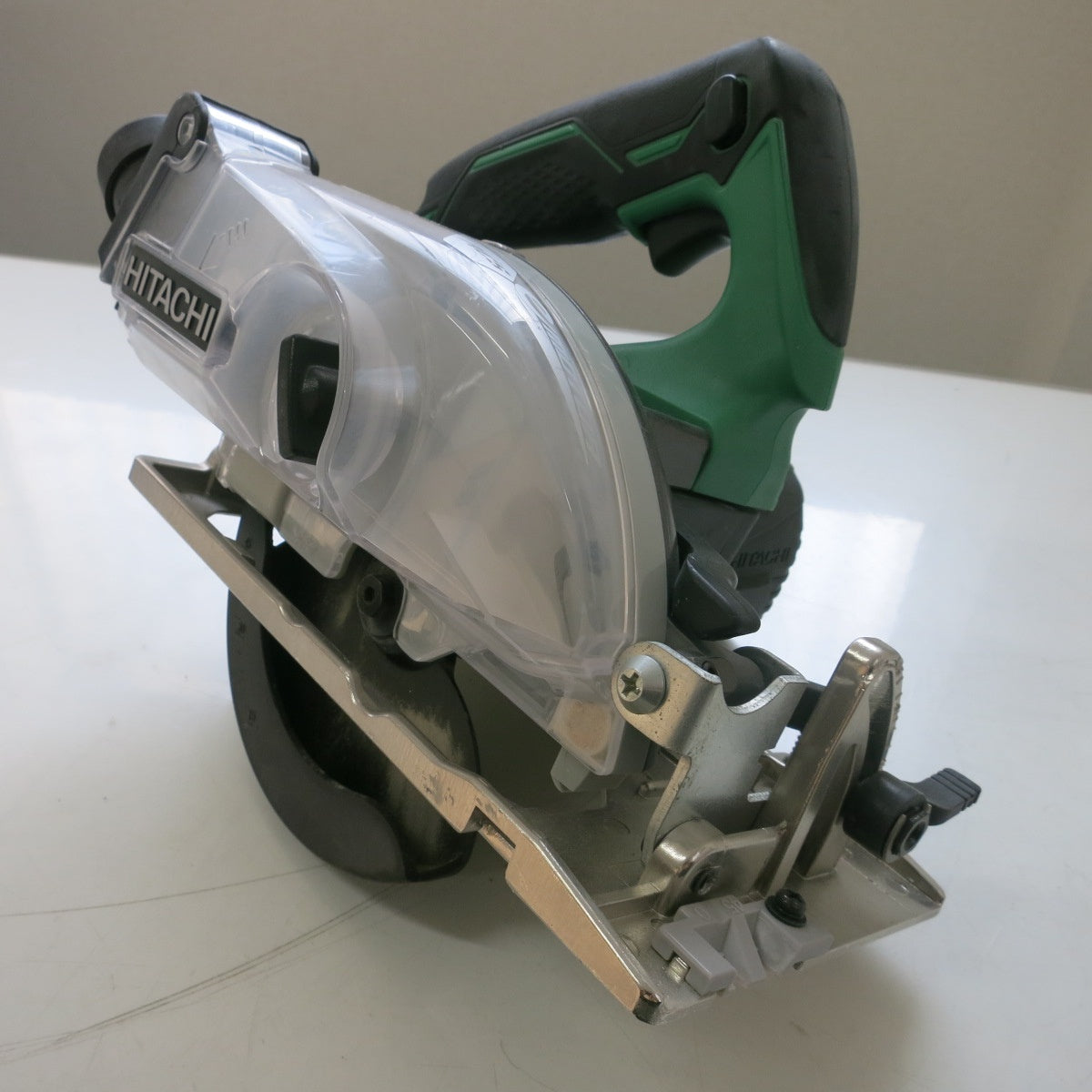送料無料] ◇日立工機 125mm コードレス 集じん 丸のこ DC18V C18DYBL 