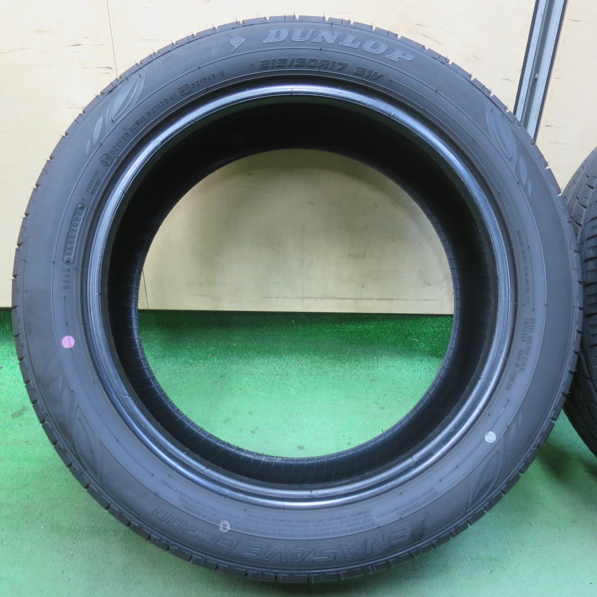 バリ溝！24年！ほぼ10分★215/50R17 ダンロップ エナセーブ EC300 タイヤ 17インチ プリウスα インプレッサ レヴォーグ 等★5122016イノタ